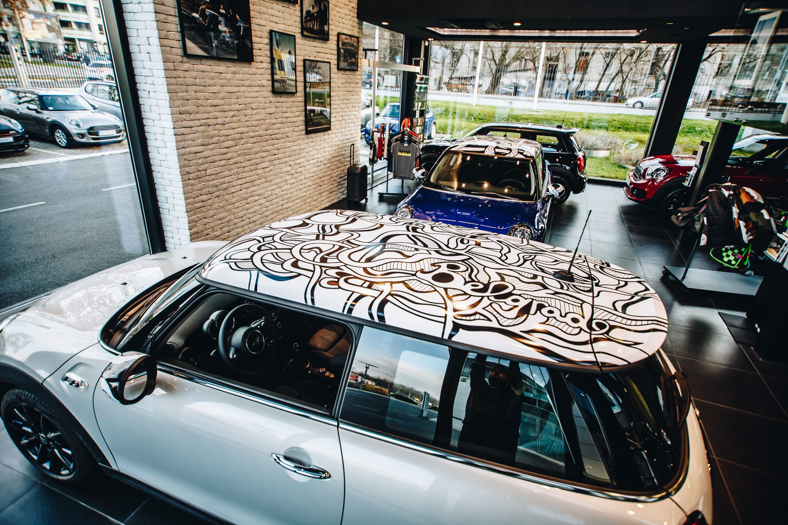 Mini Moris, auto, automobil Foto: Mini