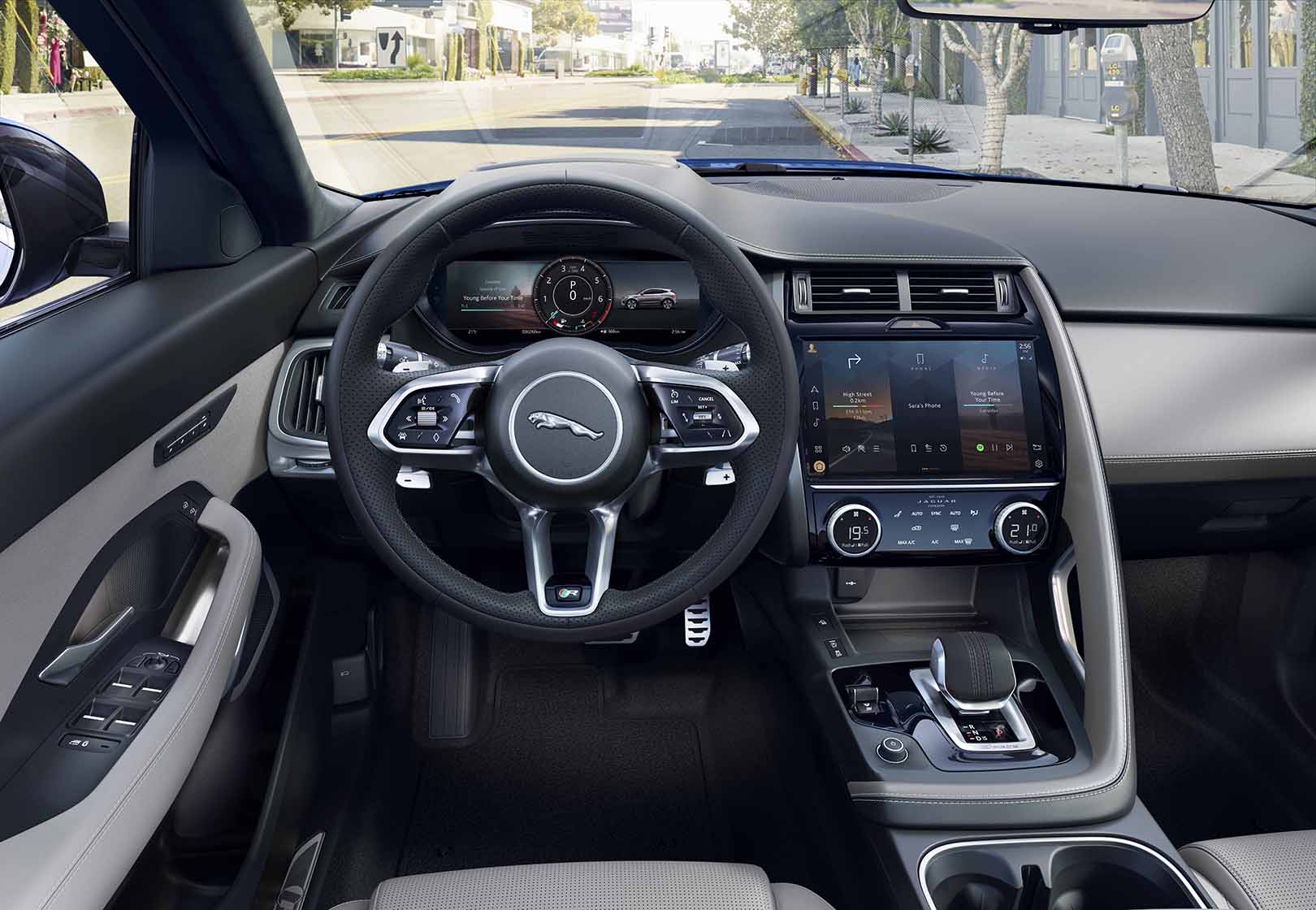 Jag_E-PACE_21MY_Interior_281020_061.jpg