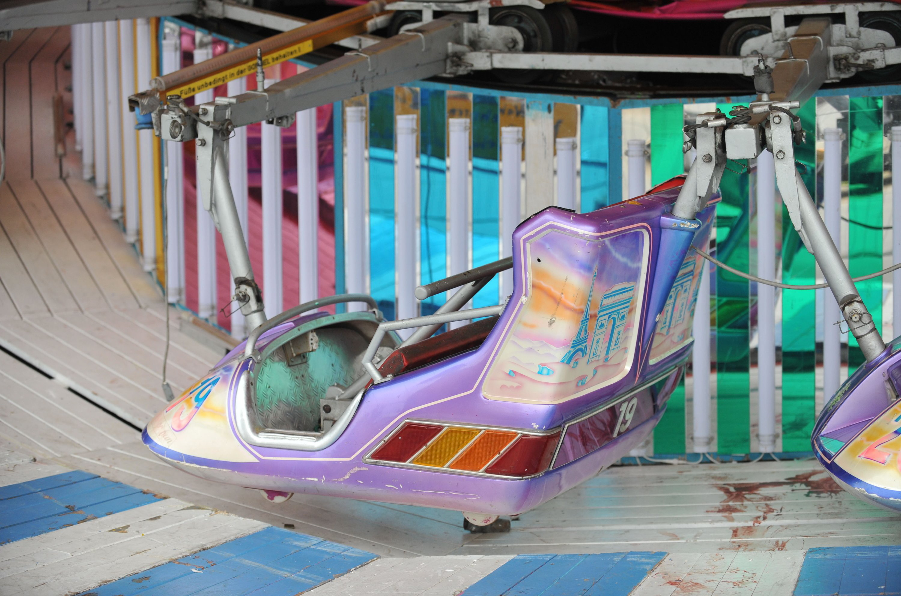 Carousel accident at folk festival