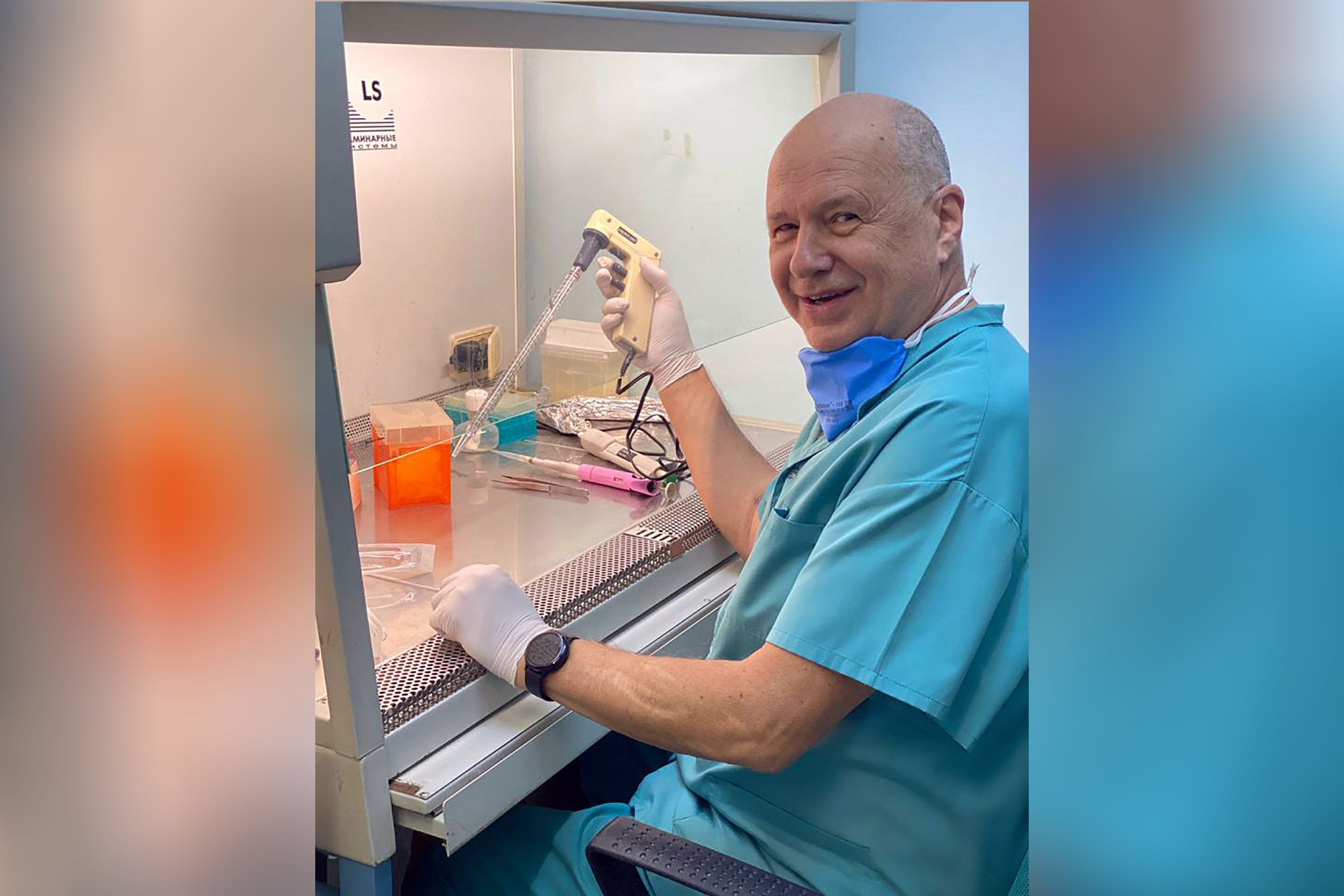 Profesor Aleksandar Čepurnov, laboratorija 
Professor Alexander Chepurnov, 69,Image: 566158015, License: Rights-managed, Restrictions: , Model Release: no, Credit line: The Siberian Times / East2West News / Profimedia