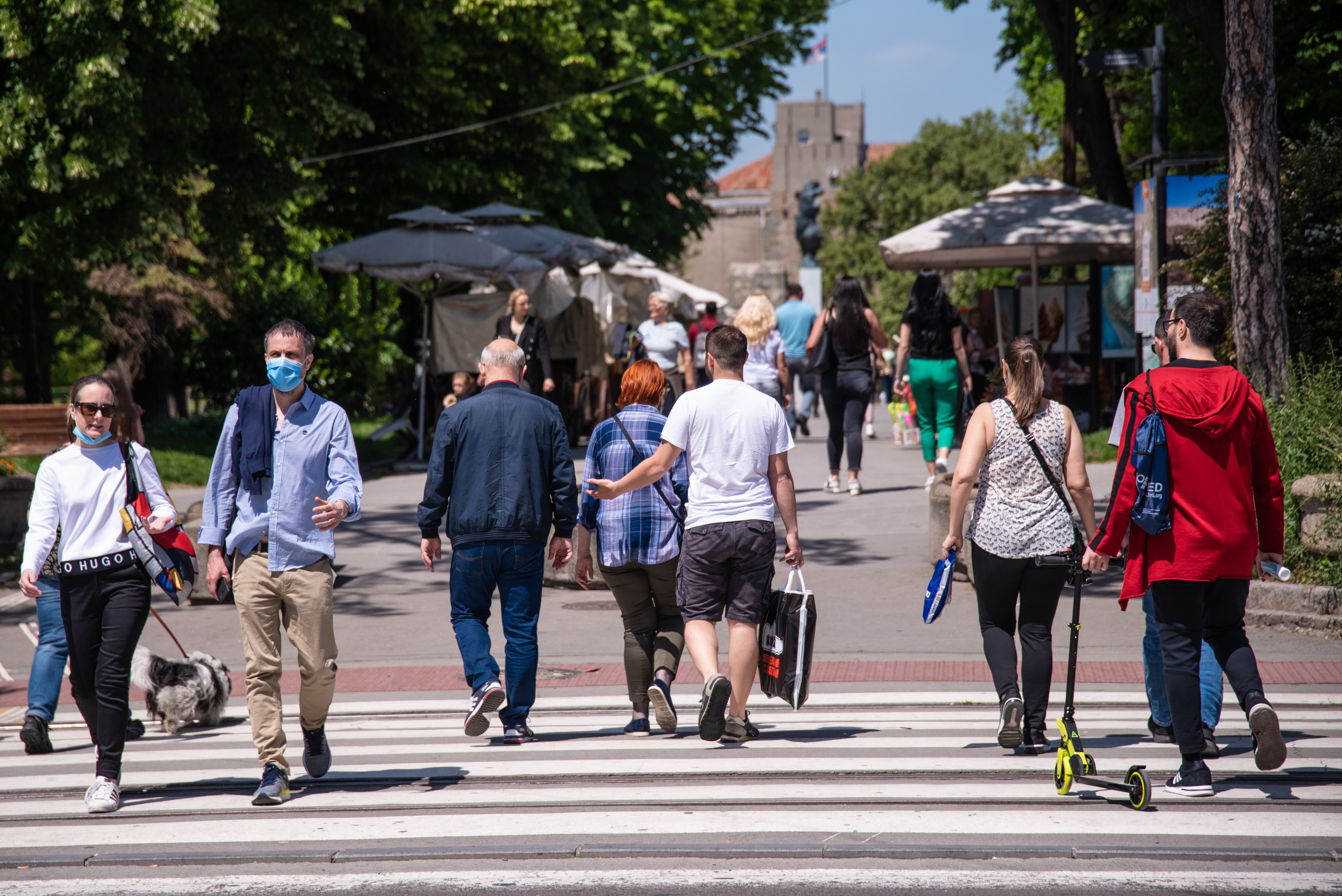 Beograd 09.05.2020. Prvi vikend posle ukidanja vanrednog stanja, lepo vreme, šetnja  Foto:Dragan Mujan/Nova.rs