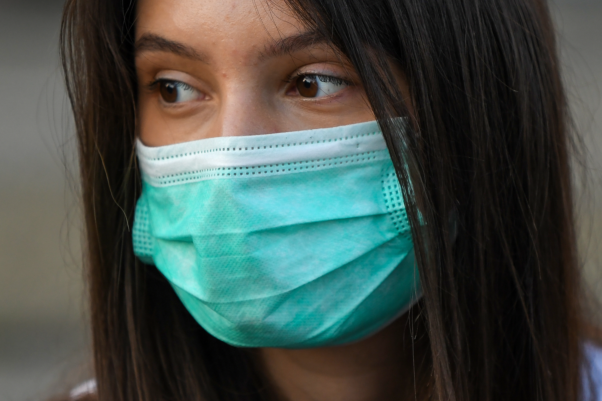 Demonstranti pod maskama Foto:Bojana Janjić