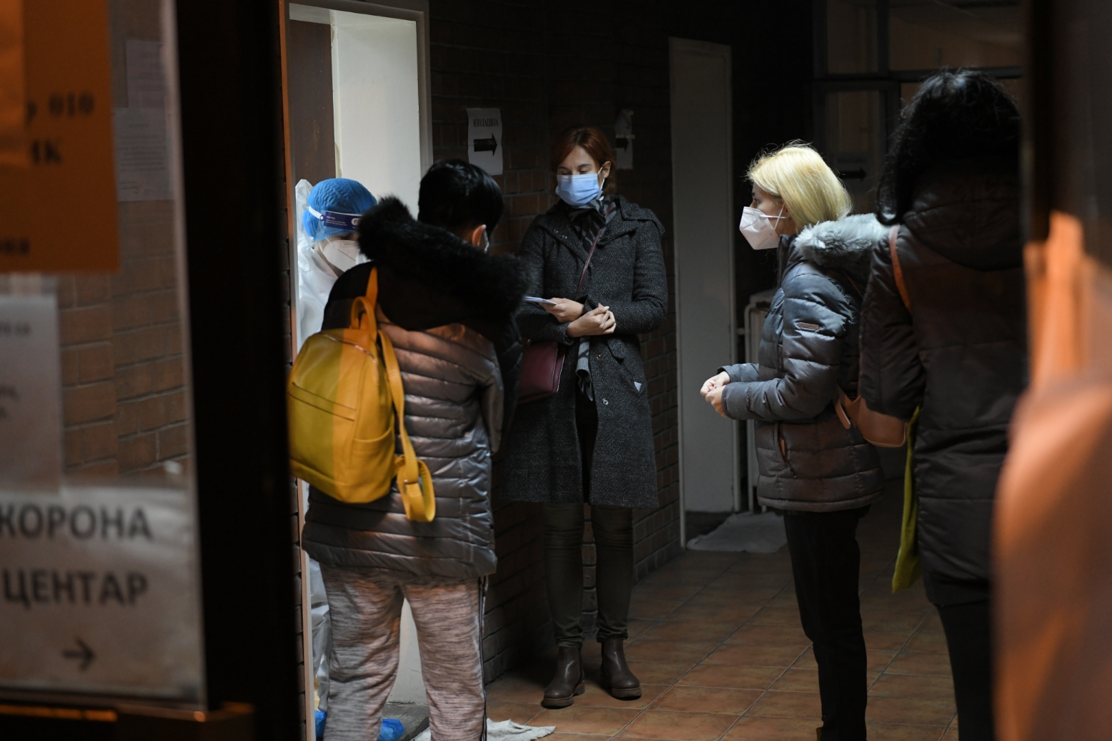 Beograd 14. novembar 2020. Kovid ambulanta Bojanska 16 red koronatest Foto:Dragan Mujan/Nova.rs