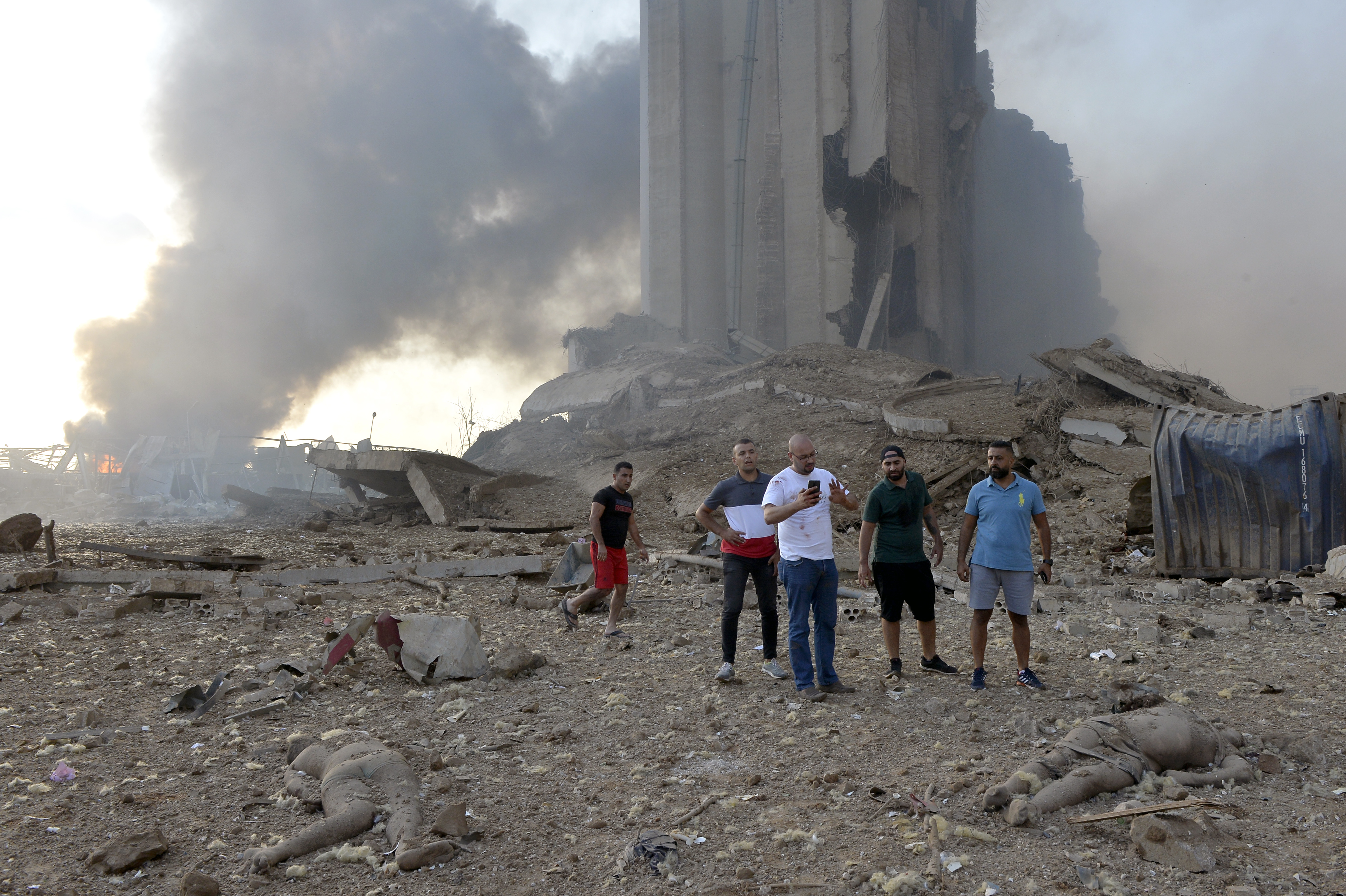 Large explosion in harbor area rocks Lebanon