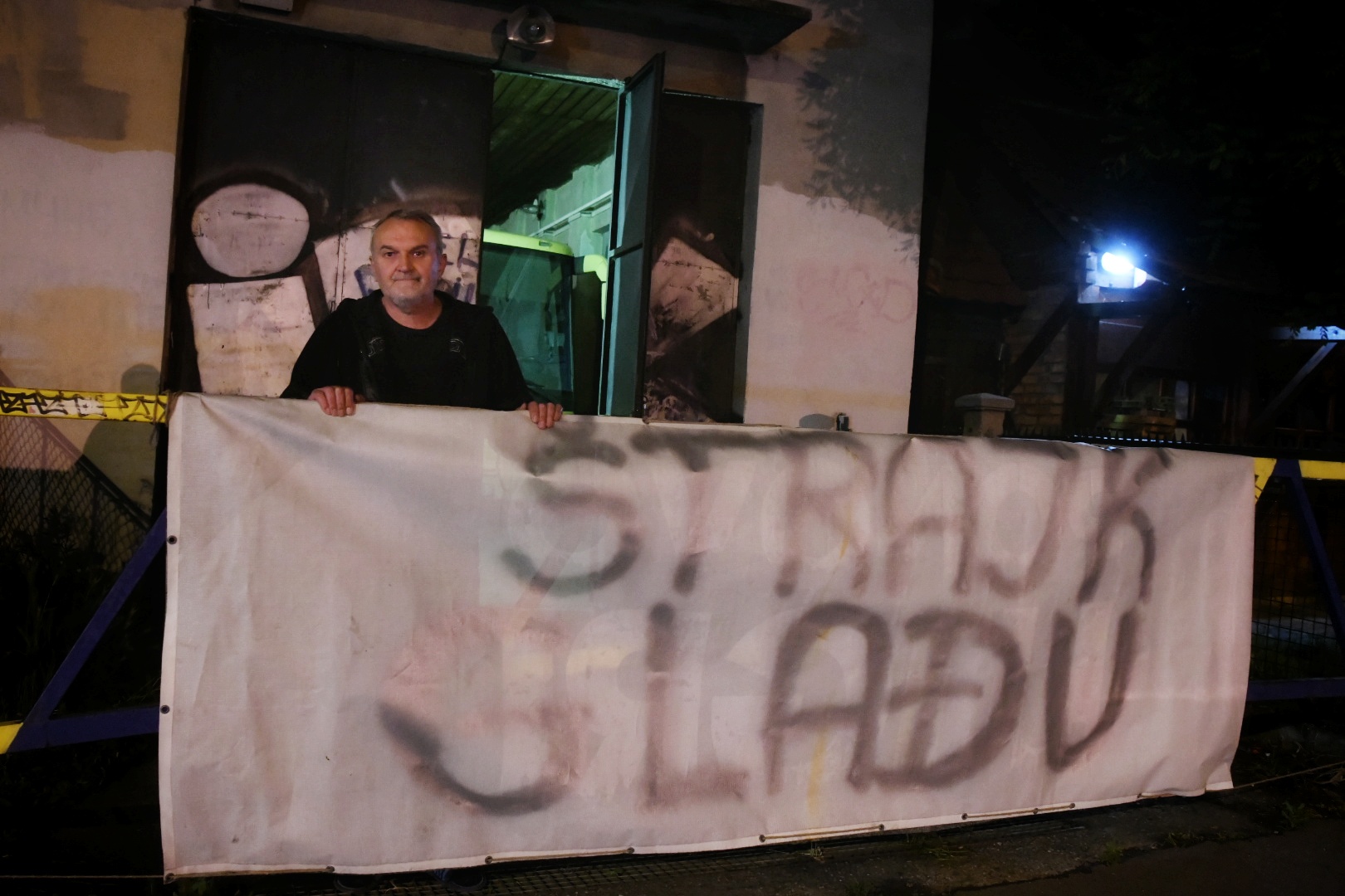 Beograd, 27.05.2020. Ljubiša Stošić štrajk glađu, Poljoprivredni fakultet Foto: Vesna Lalić/Nova.rs