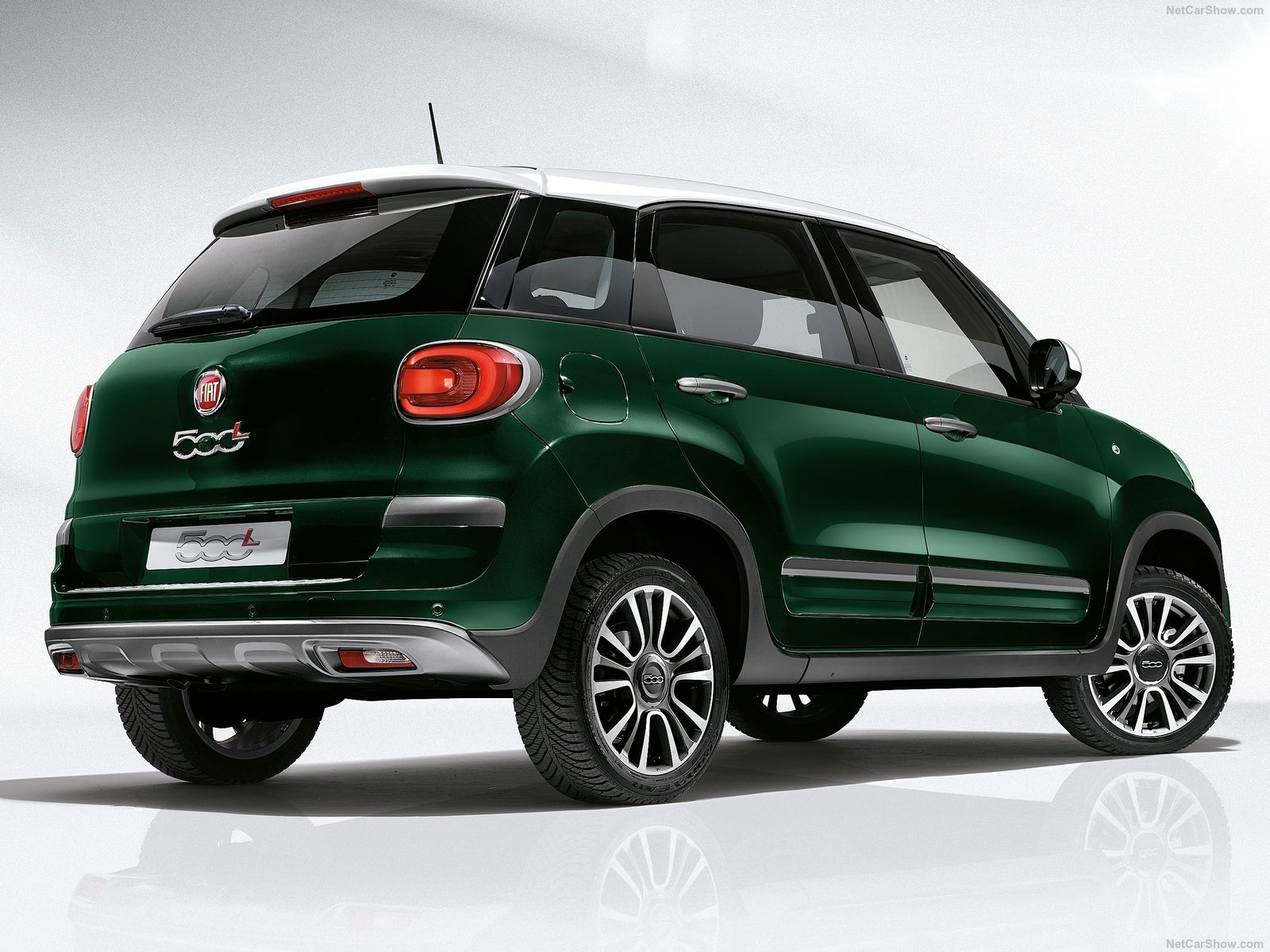 Fiat-500L_Cross-2018-1600-0c.jpg