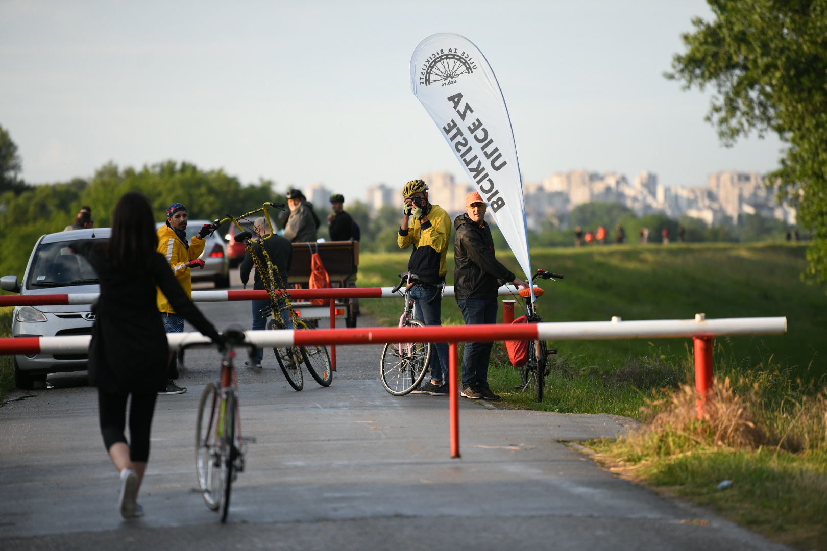Beograd 30.05.2020. Protest biciklista. Biciklisti, Ulice za bicikliste, Novi Beograd, Savski nasip Foto: Vesna Lalić/Nova.rs