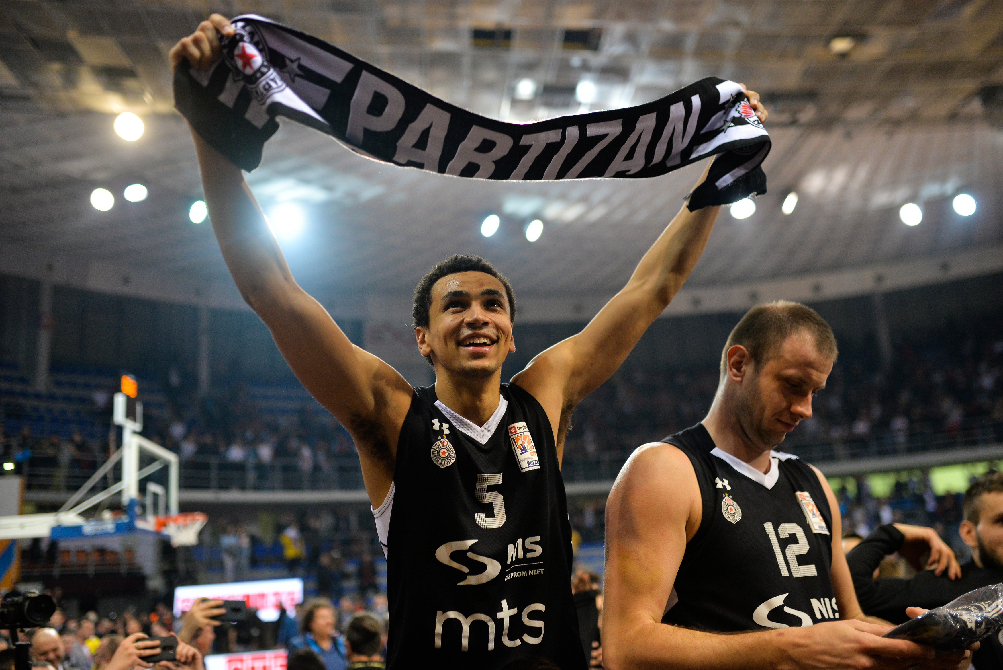 februar 16. .2020. Nis, Srbija, Nis, Kup Koraca Partizan - Zvezda (credit image &amp; photo: Vanja Keser/ STARSPORT)  Slavlje Partizana Marcus Paige