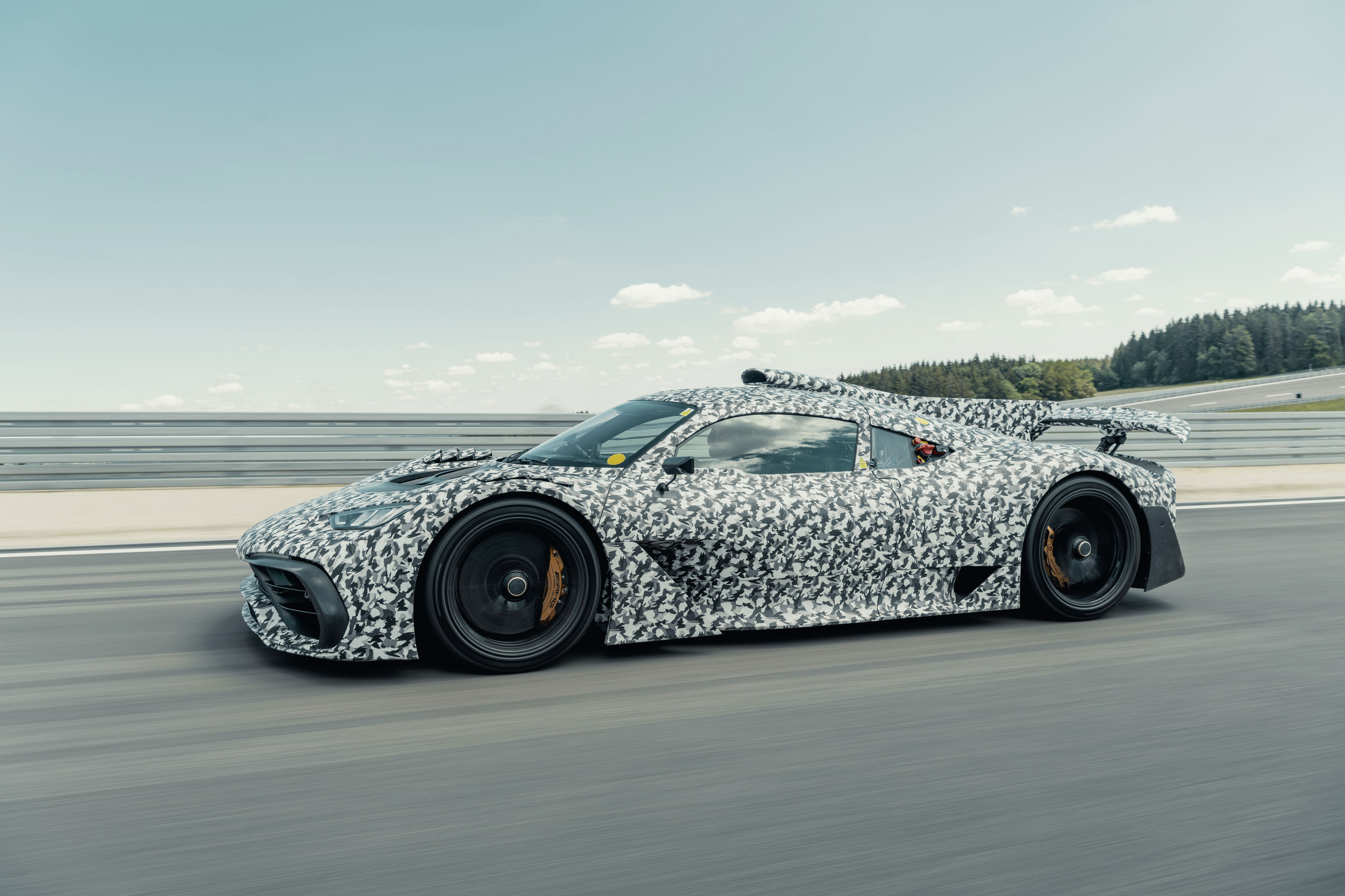 Mercedes-AMG ONE Prototyp, Hypercar, Entwicklungsfahrt, dynamisch, Exterieur // Mercedes-AMG ONE prototype, hypercar, testing, dynamic, exterieur