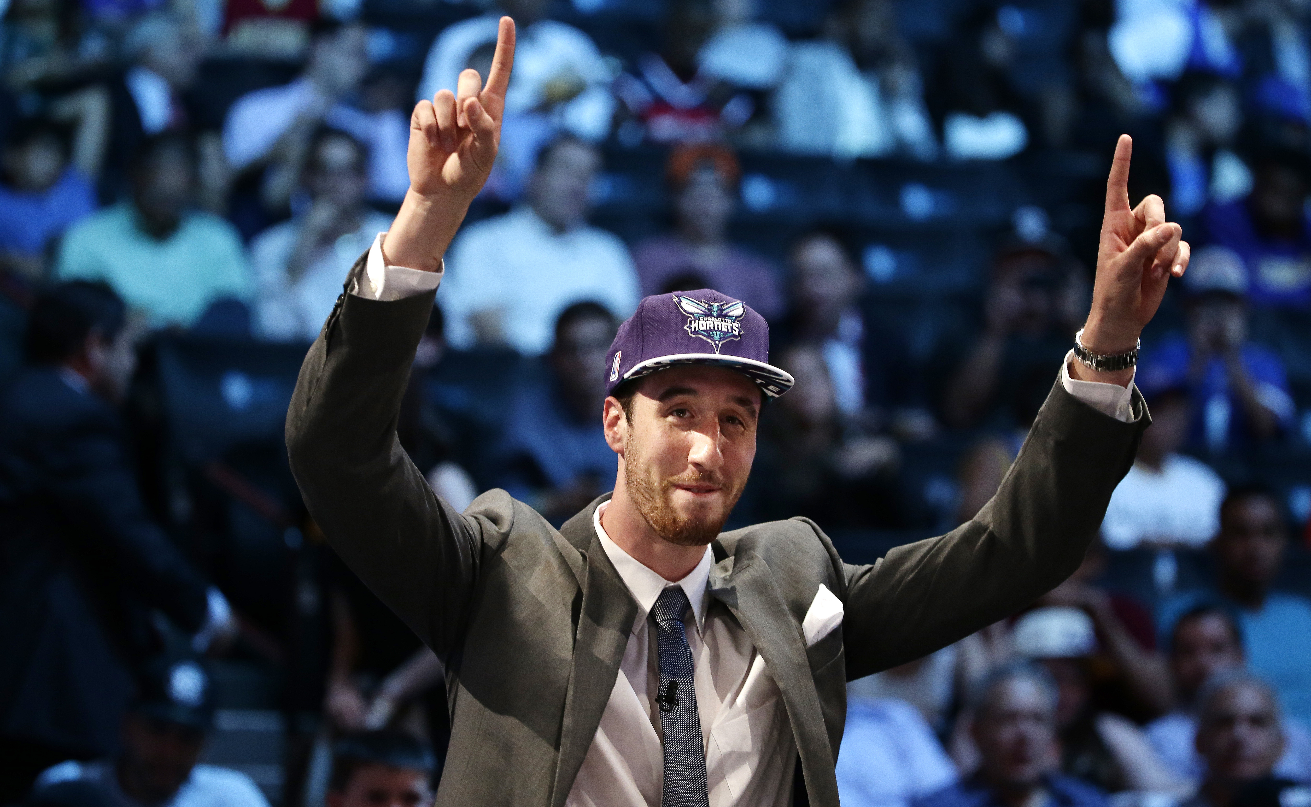 Foto: EPA/JASON SZENES