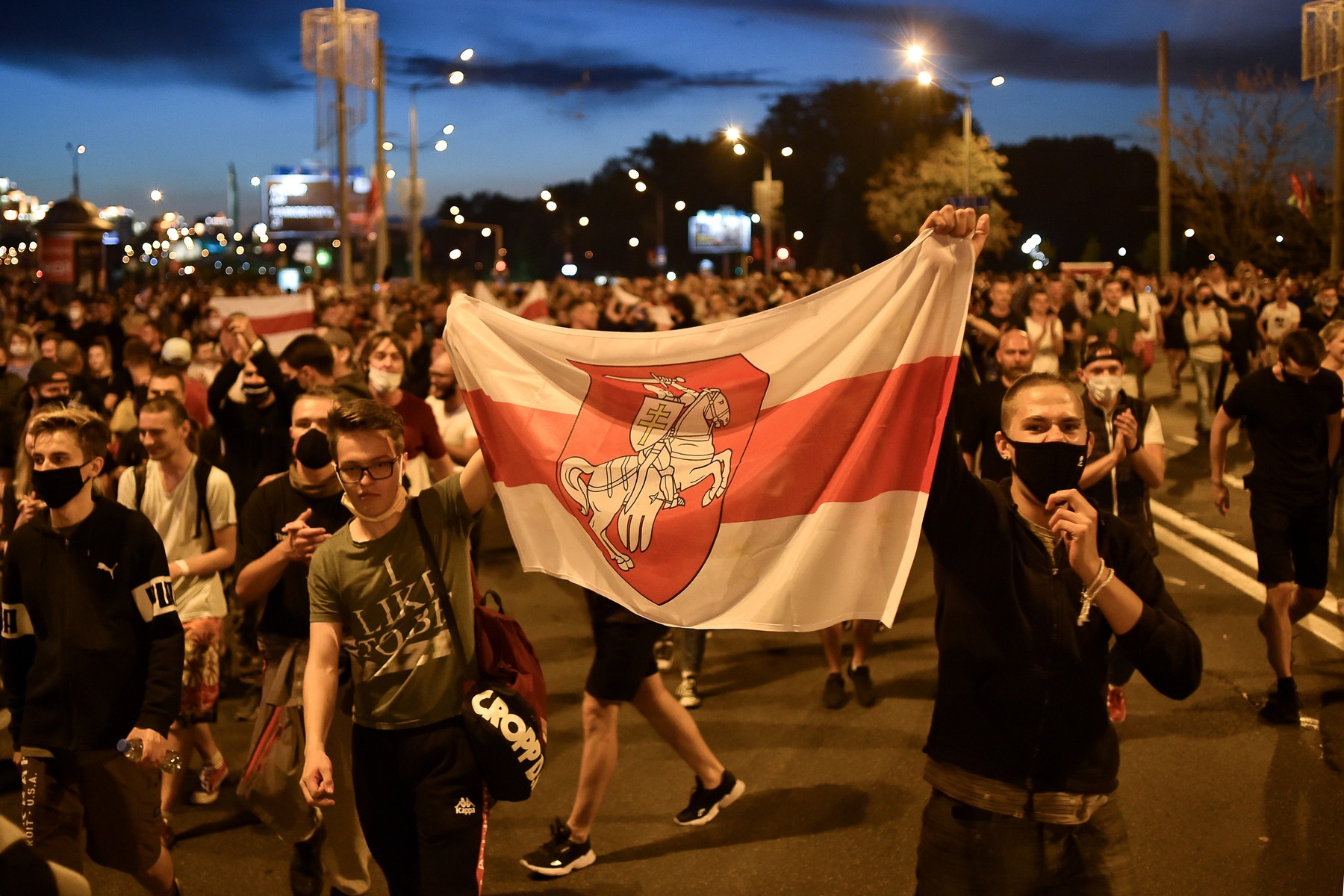 Opposition supporters protest after polls closed in Belarus' presidential election, in Minsk on August 9, 2020.,Image: 551187674, License: Rights-managed, Restrictions: , Model Release: no, Credit line: Sergei GAPON / AFP / Profimedia