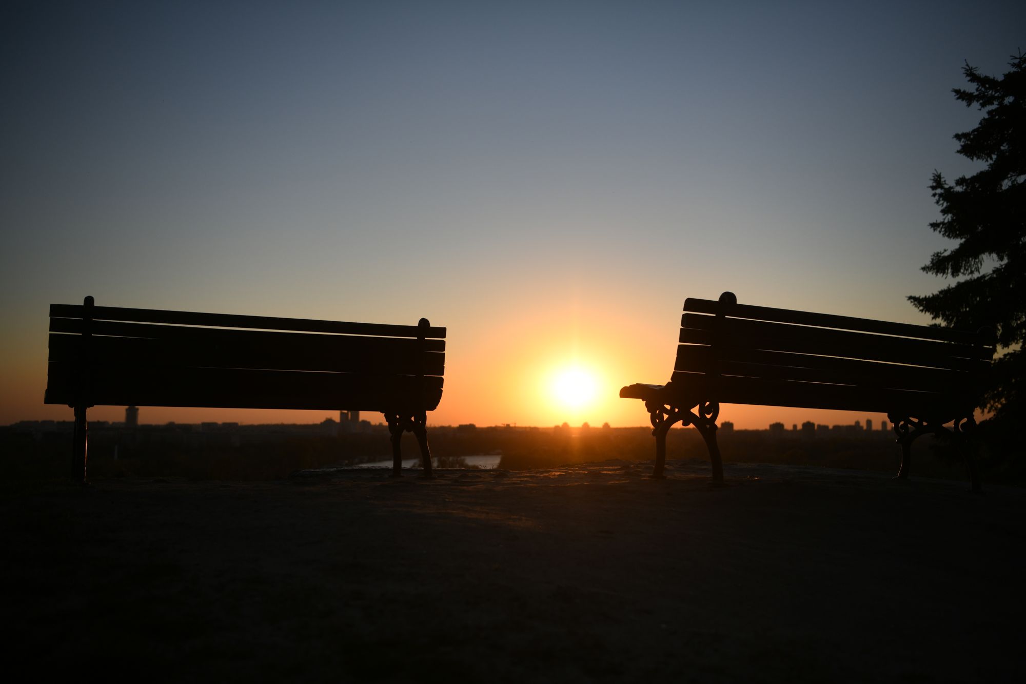 Beograd 06.04.2020. Kalemegdan, zalazak sunca, Beogradska tvrđava, sunce, zalazak, prazan Kalemegdan, vanredno stanje, policijski čas, koronavirus Foto: Filip Krainčanić/Nova.rs