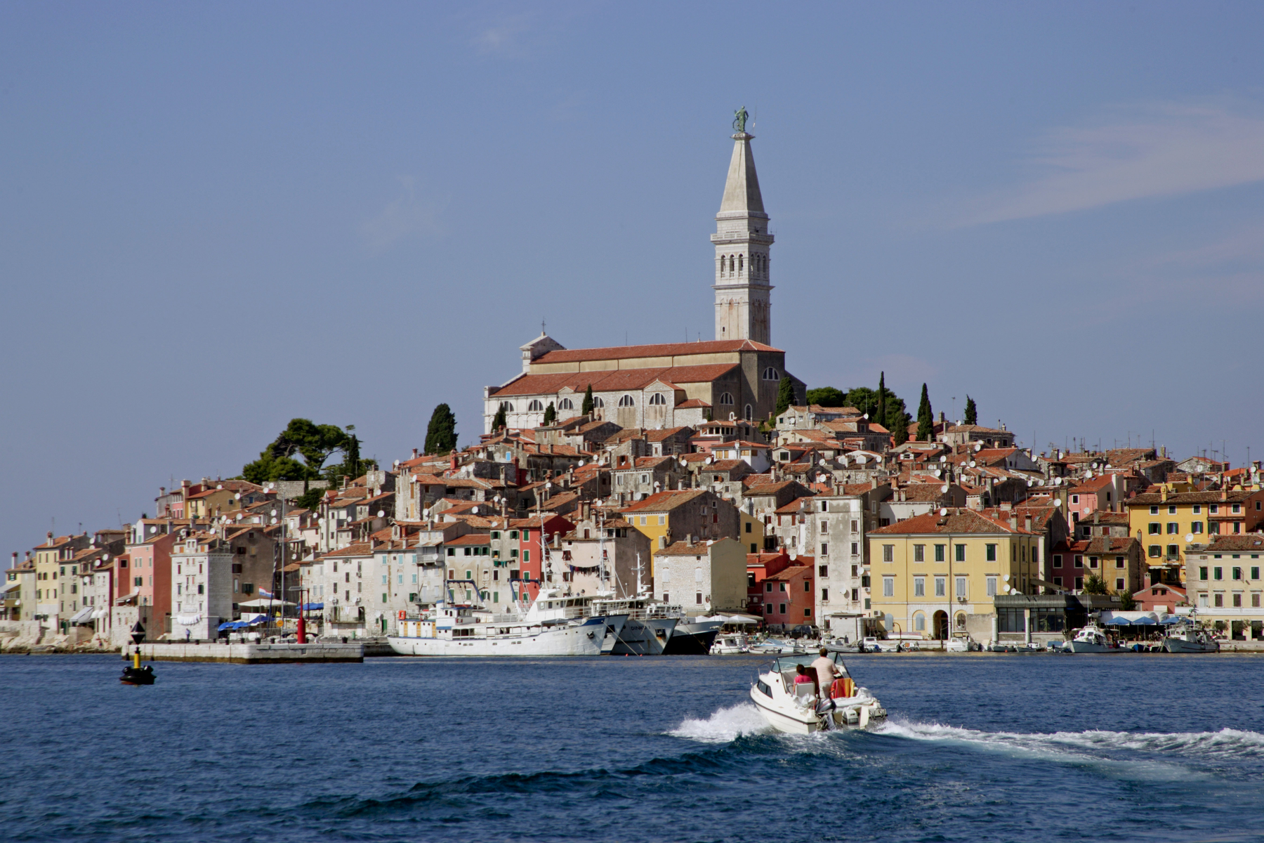 Harbor view of Old Town from marina, Rovinj, Istria, Croatia,Image: 43464005, License: Rights-managed, Restrictions: , Model Release: no, Credit line: Kevin Galvin / imageBROKER / Profimedia