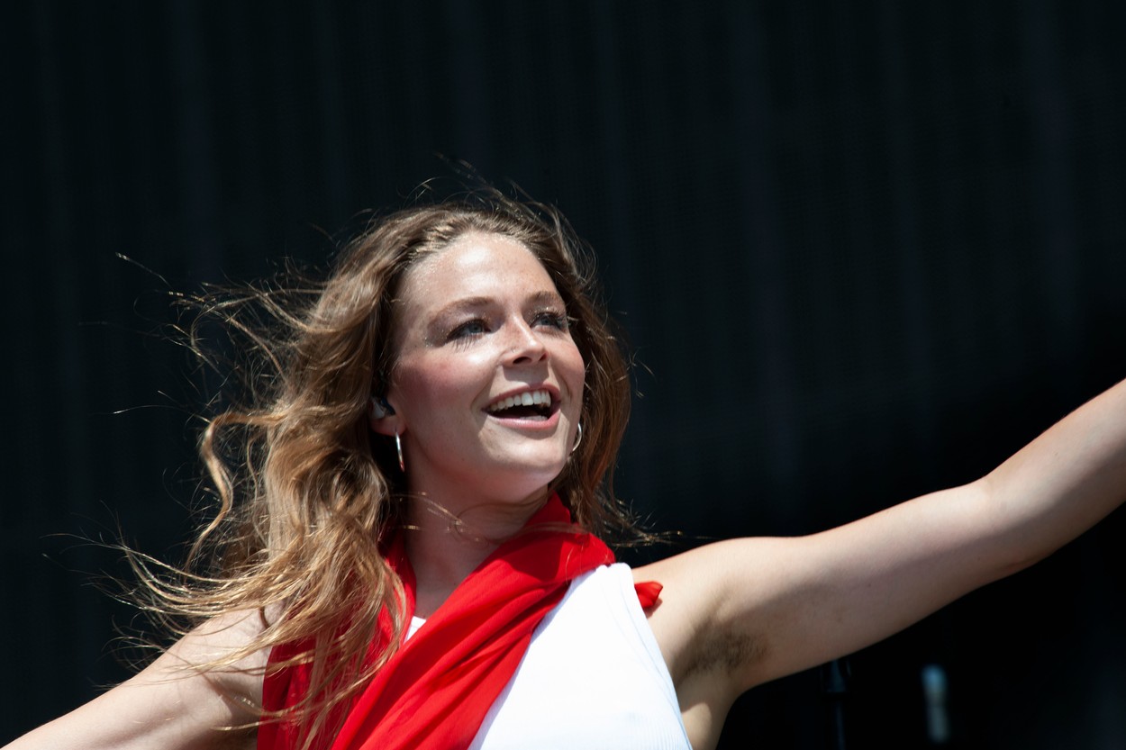 Maggie Rogers live at Glastonbury Festival 29/06/2019
Credit: /Camera Press, Image: 453172134, License: Rights-managed, Restrictions: NOT FOR SALE IN: FRANCE., Model Release: no, Credit line: Adrian Boot/urbanimage.tv / Camerapress / Profimedia