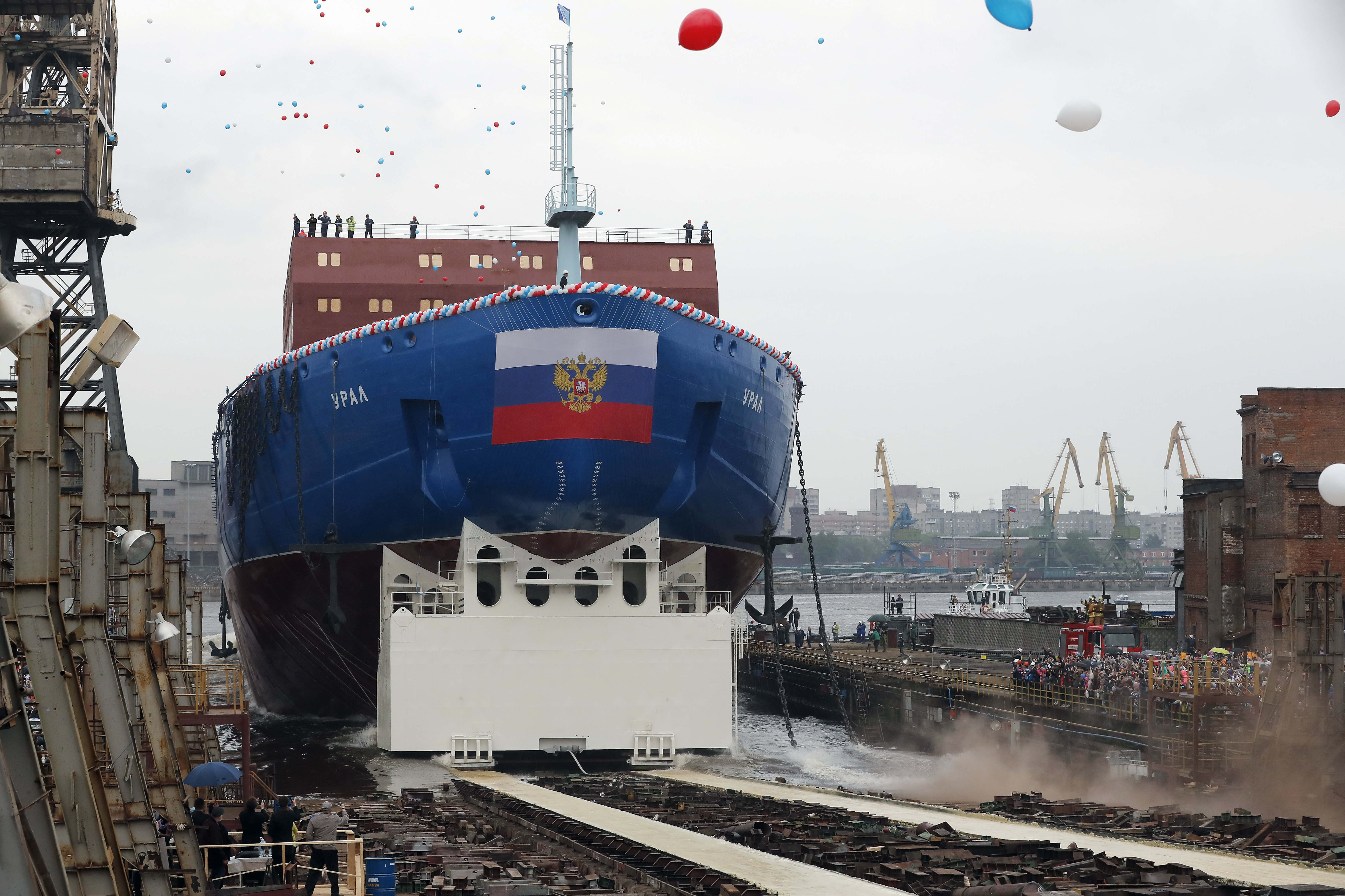 Ruski ledolomac, World largest icebreaker Ural of 'Project 22220' in St Petersburg