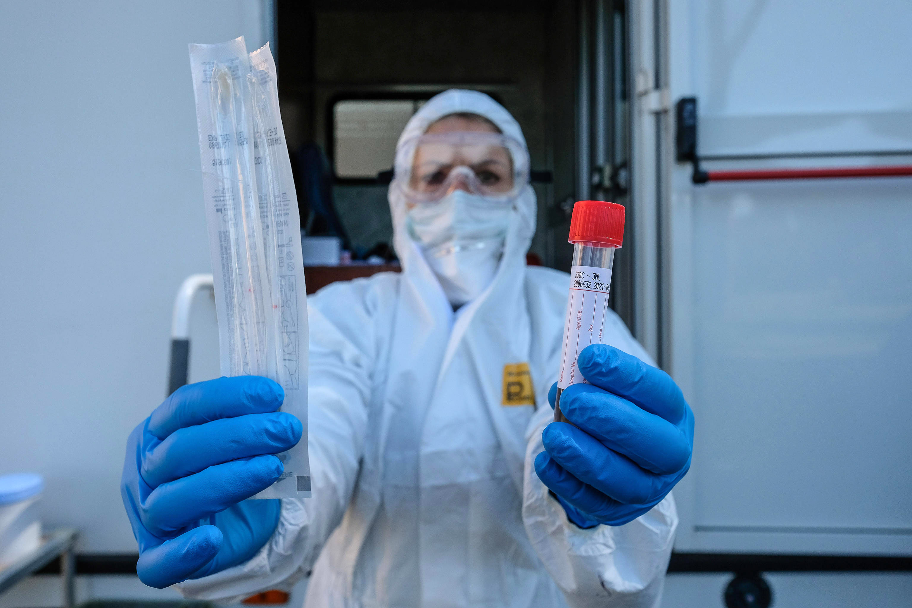 Coronavirus: test in macchina alla Asl Roma 1
