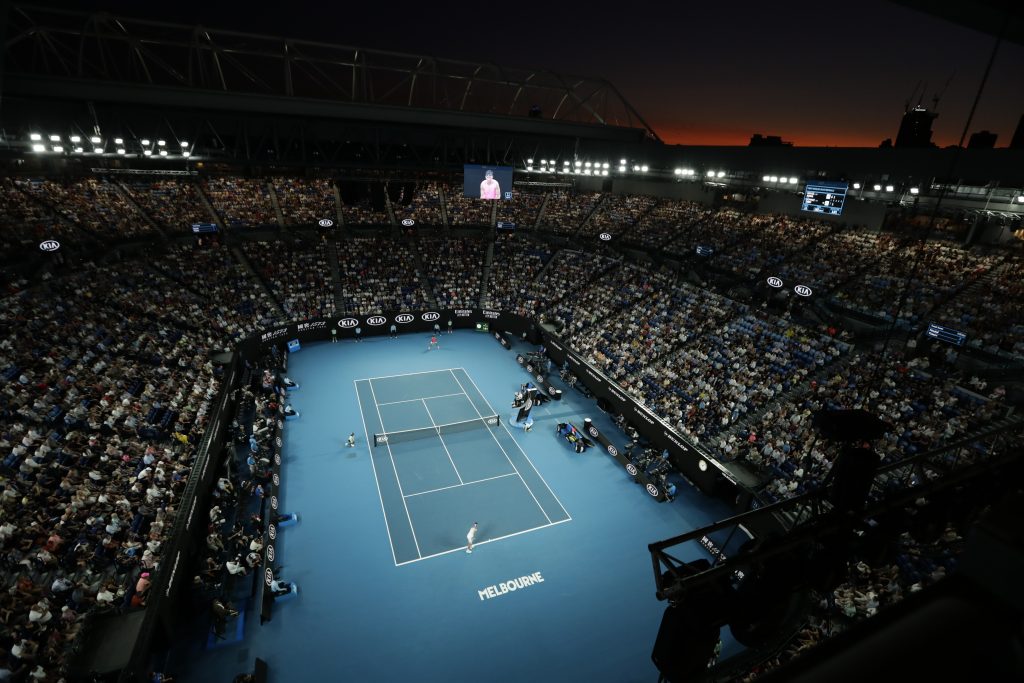 epa08174926 Fans at Rod Laver Arena watch the men's singles quarterfinal match between Rafael Nadal of Spain and Dominic Thiem of Austria at the Australian Open Grand Slam tennis tournament in Melbourne, Australia, 29 January 2020. EPA-EFE/LYNN BO BO