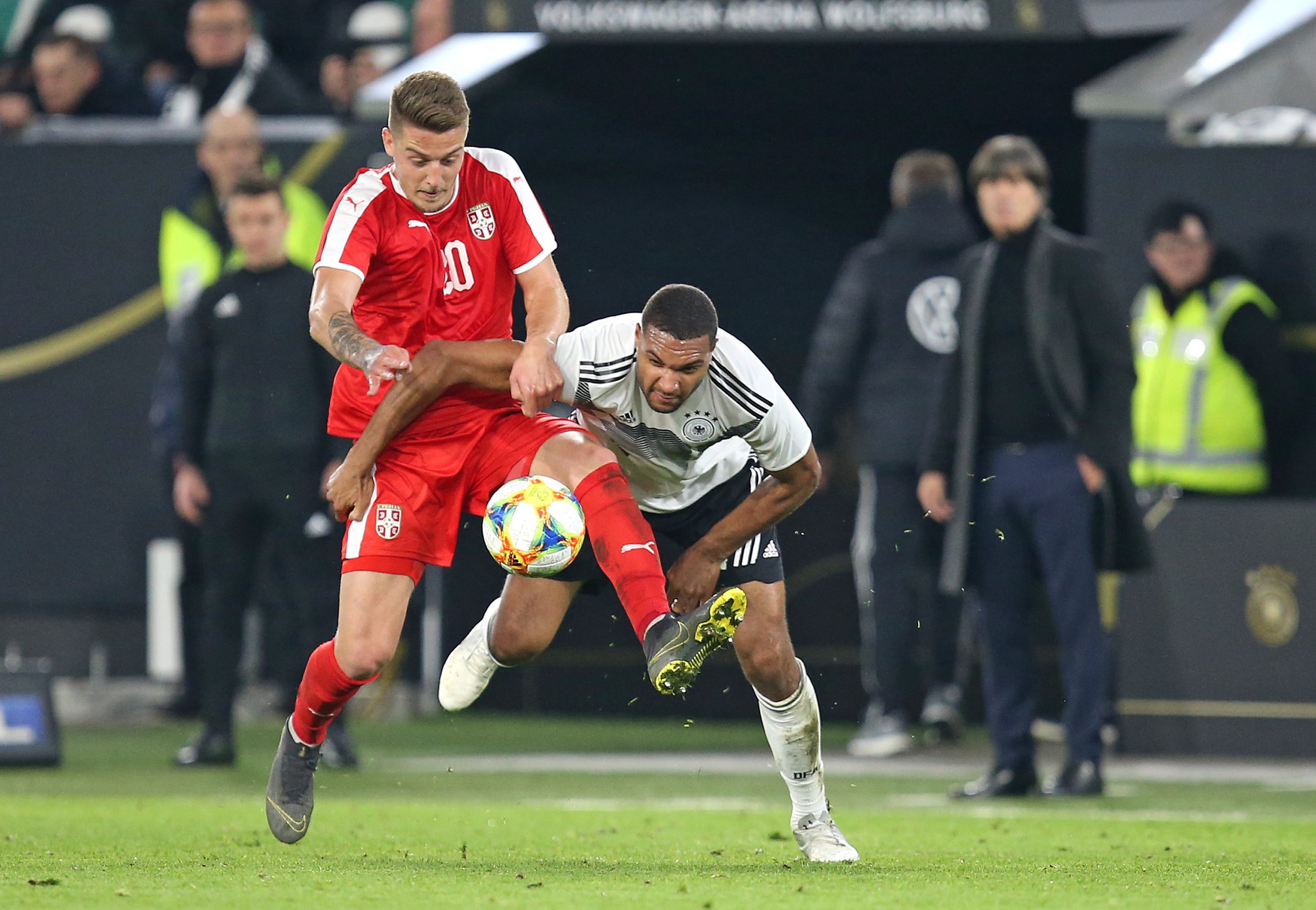 Fudbal Soccer-Prijateljski Mec-Friendly mtach
Nemacka v Srbija
Sergej Milinkovic Savic (L) and Jonathan Tah
Wolfsburg, 20.03.2019.
foto: Starsportphoto ©