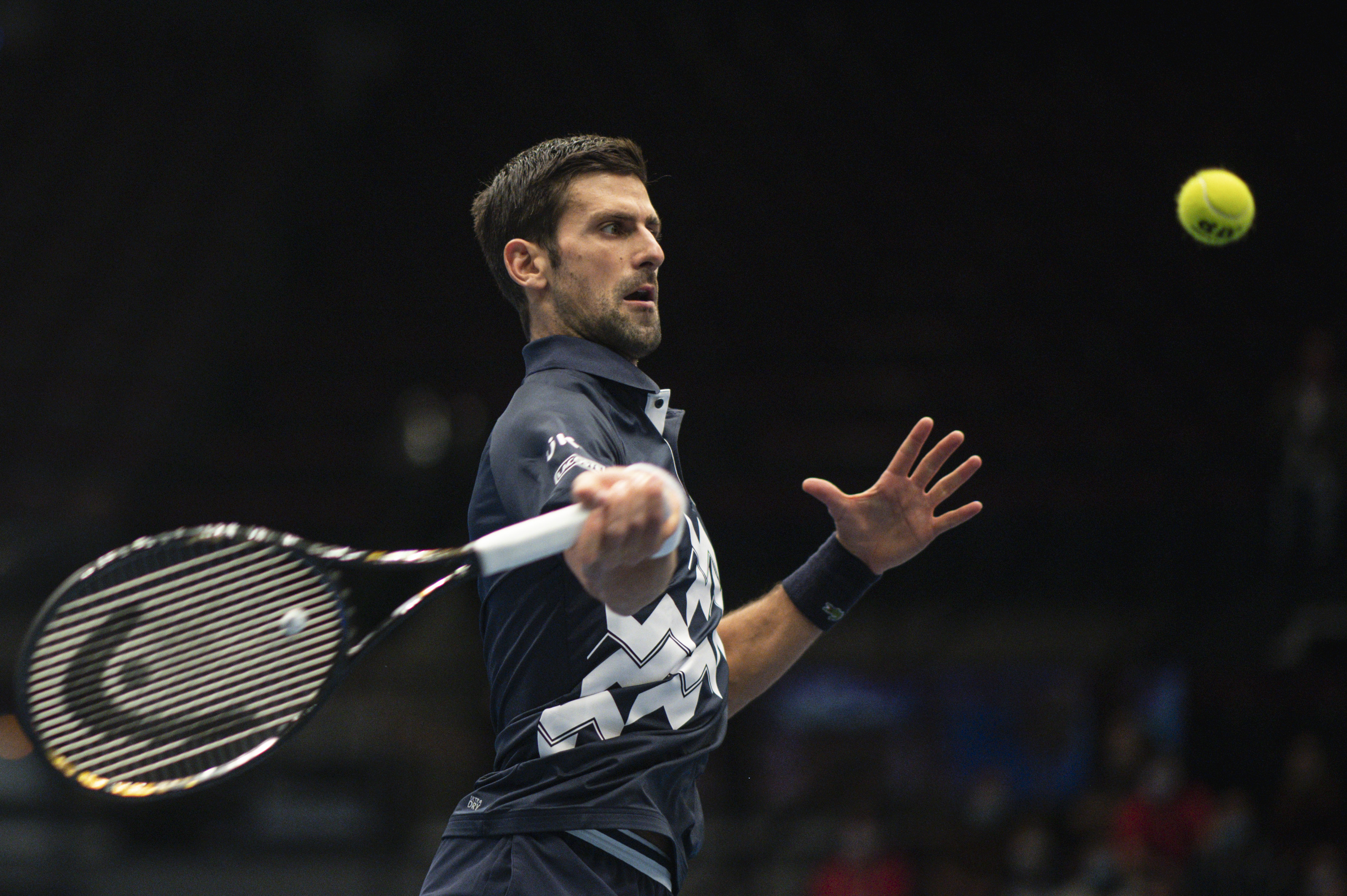 epa08778010 Novak Djokovic of Serbia in action during his first round match against Filip Krajinovic of Serbia at the Erste Bank Open ATP tennis tournament in Vienna, Austria, 27 October 2020.  EPA-EFE/CHRISTIAN BRUNA