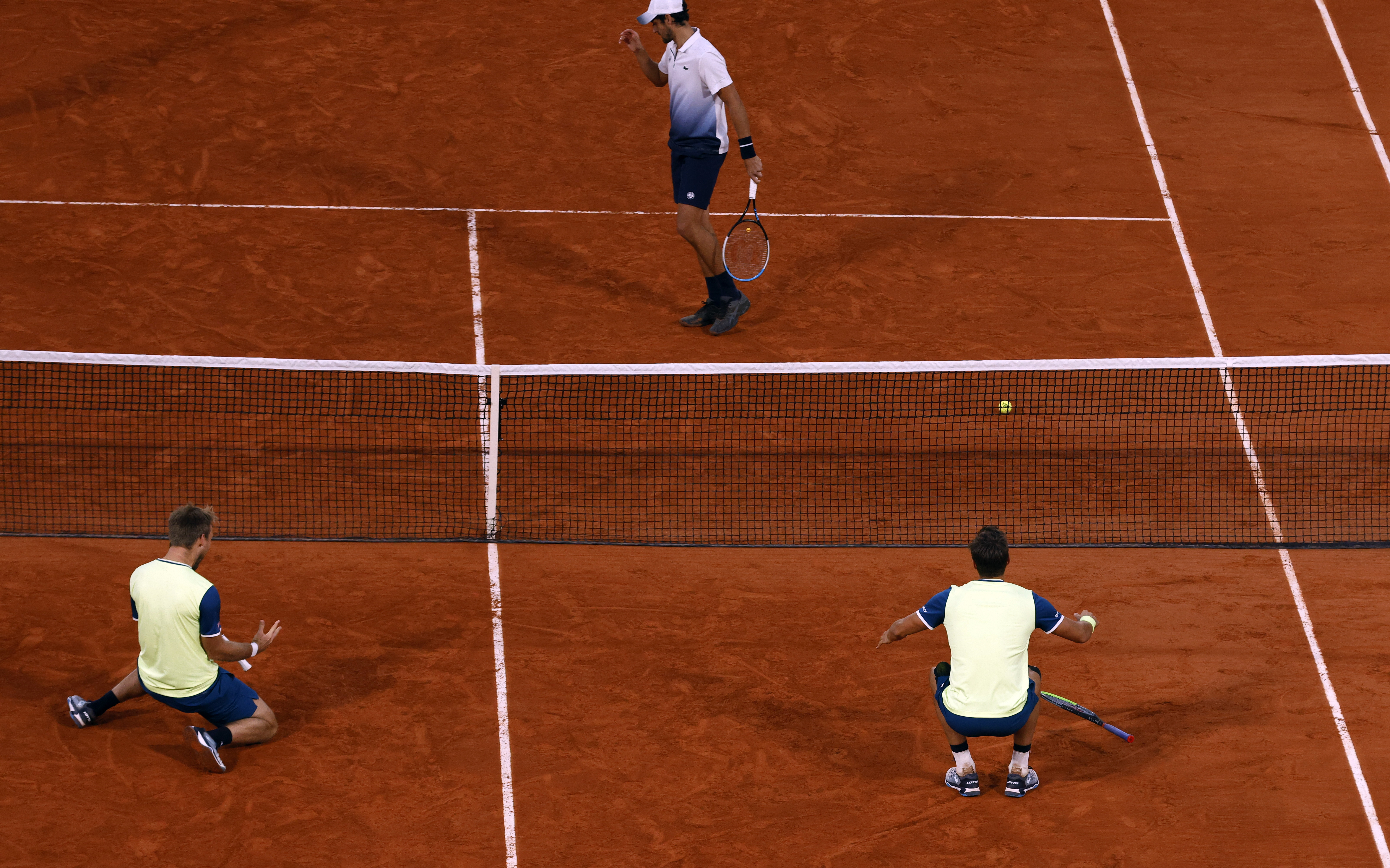 Foto: EPA-EFE/YOAN VALAT