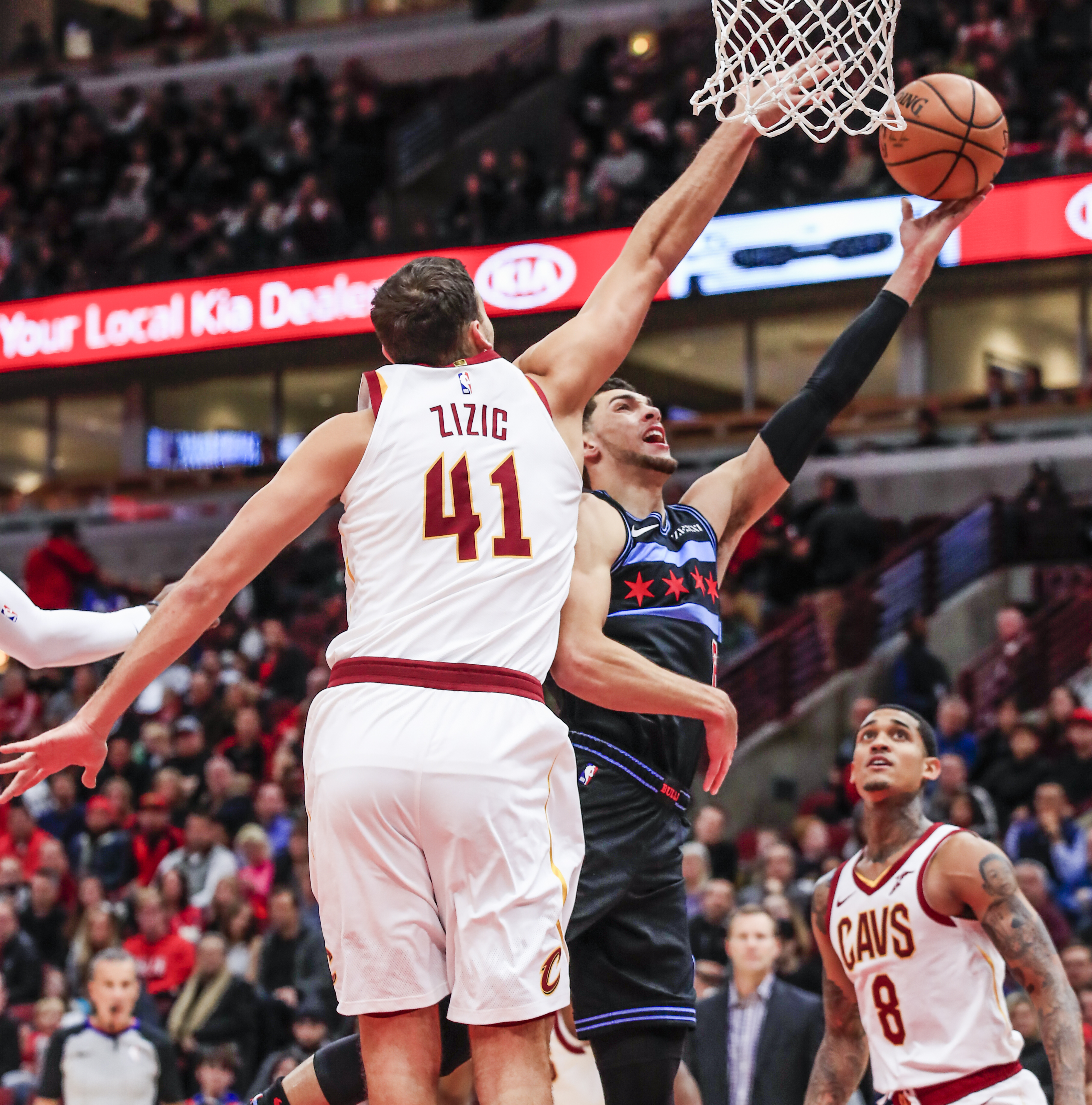 Cleveland Cavaliers at Chicago Bulls