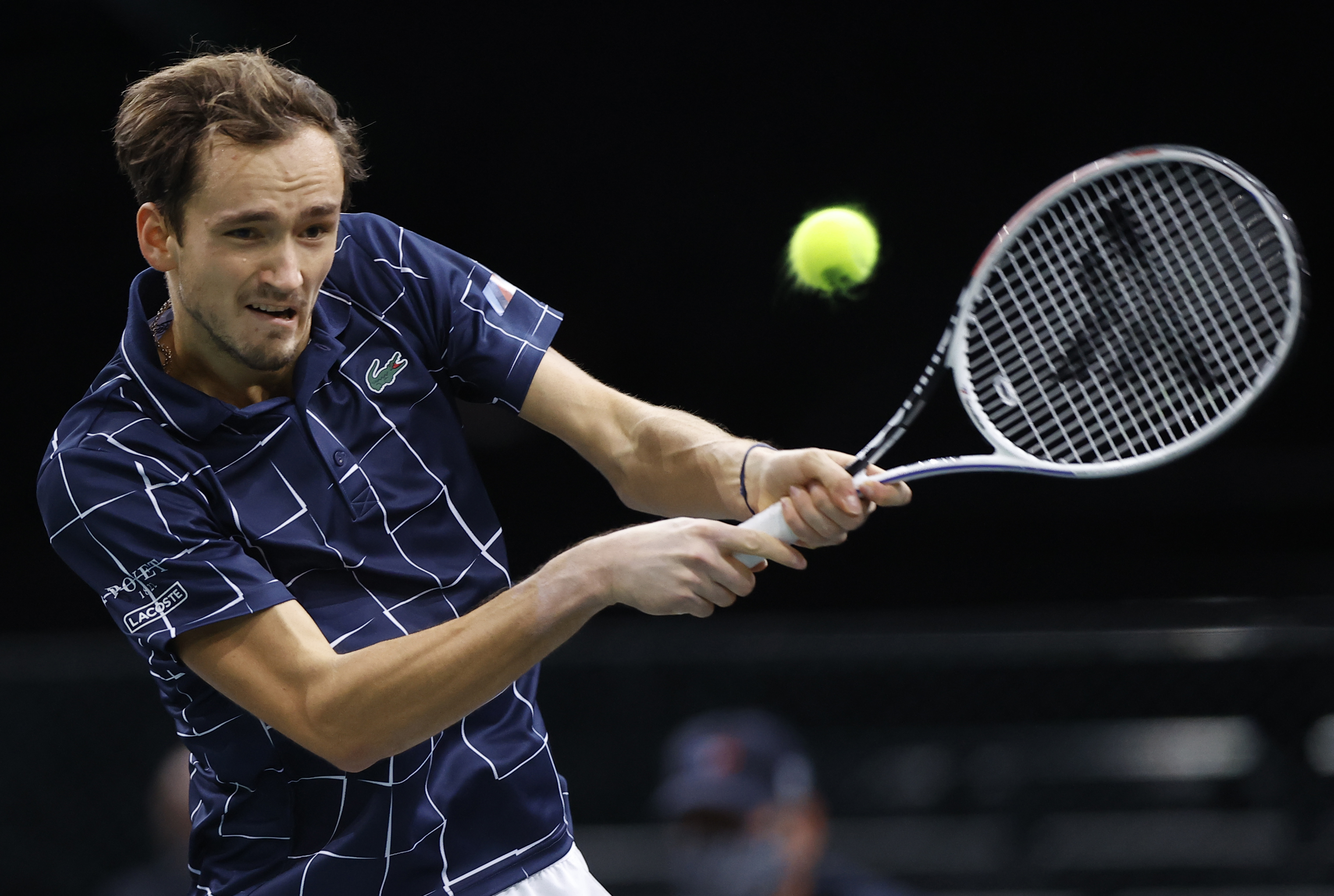 epa08807838 Daniil Medvedev of Russia in action during his final match against Alexander Zverev of Germany at the Rolex Paris Masters tennis tournament in Paris, France, 08 November 2020.  EPA-EFE/IAN LANGSDON