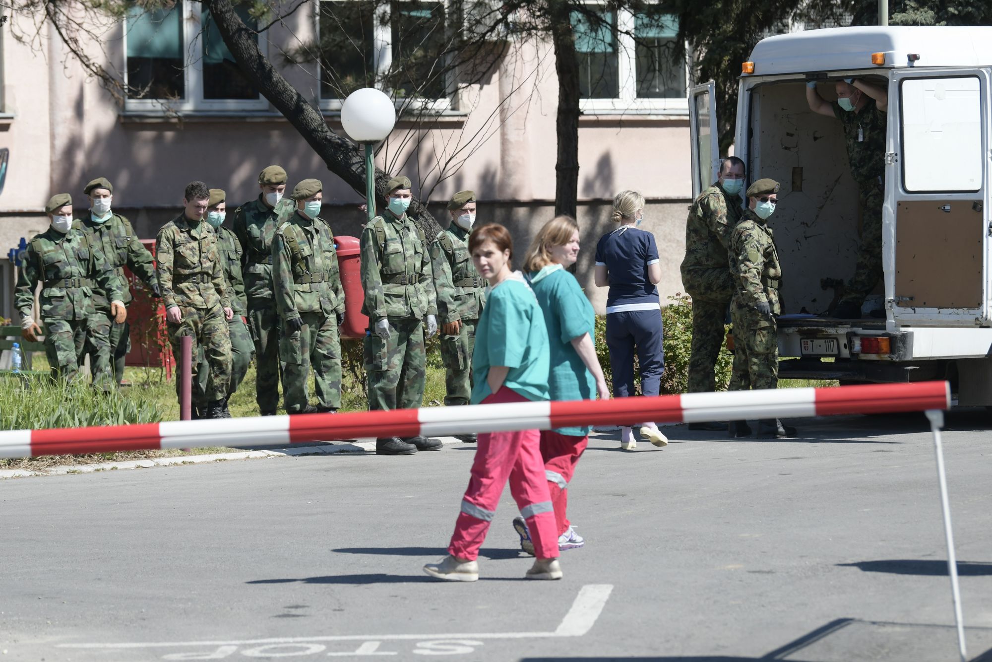 beograd 07.04.2020 vojno medicinski centar karaburma