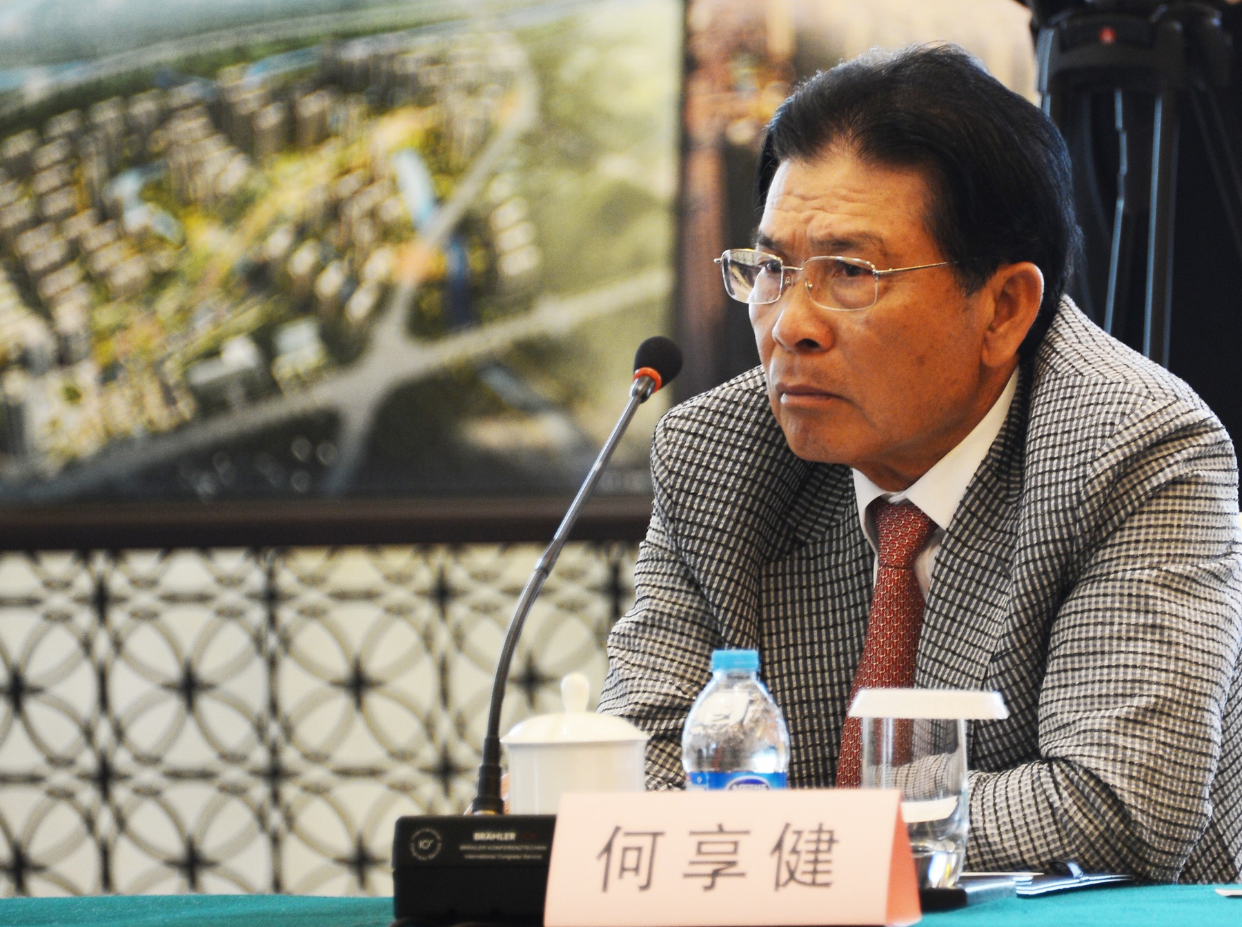 He Xiangjian ranks No.6 of China's Richest 2019