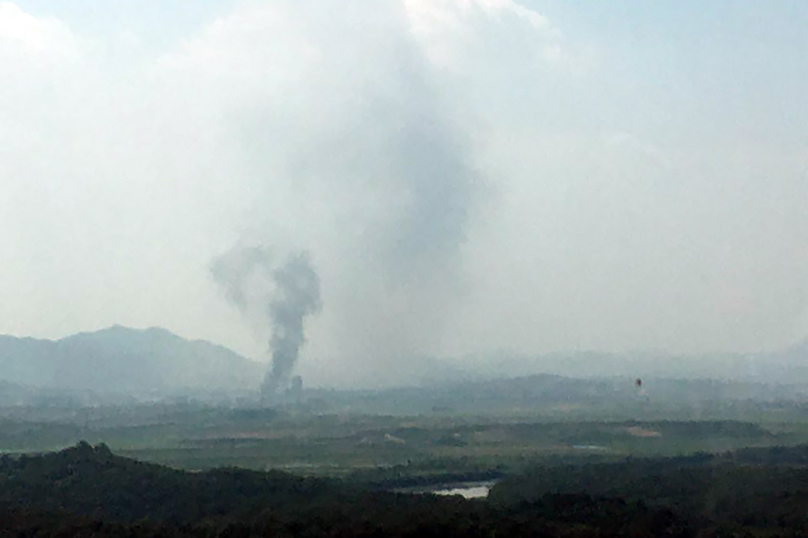 N.K. explodes inter-Korean liaison office