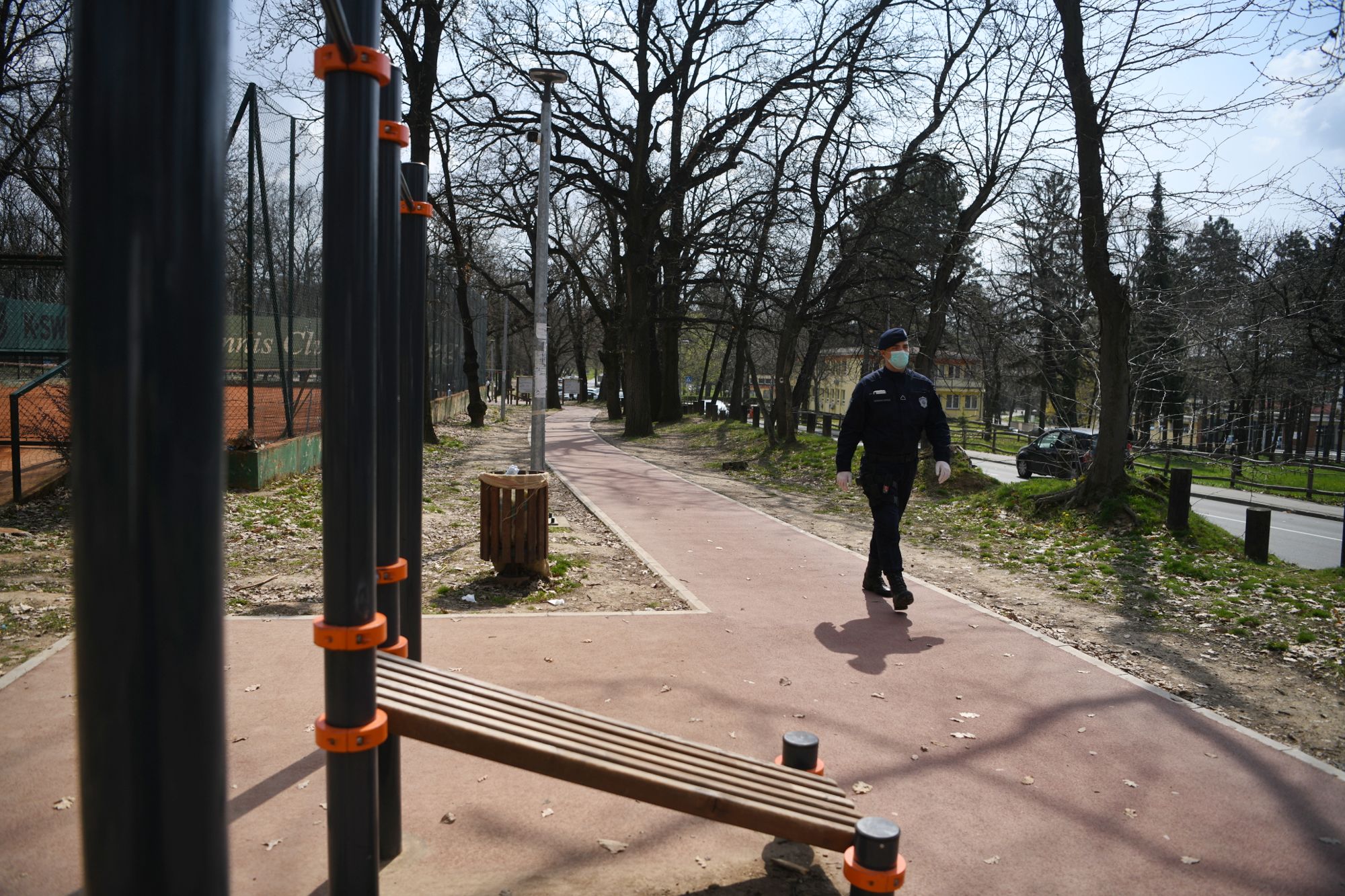 Beograd 29.03.2020. Košutnjak policija rasteruje ljude vanredno stanje pandemija koronavirus Foto:Filip Krainčanić/Nova.rs