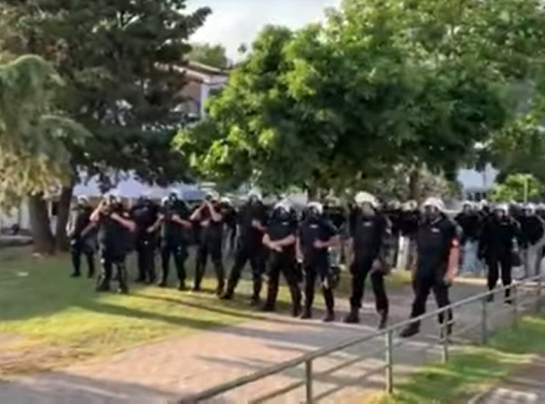 Budva: Protest ispred stanice policije
