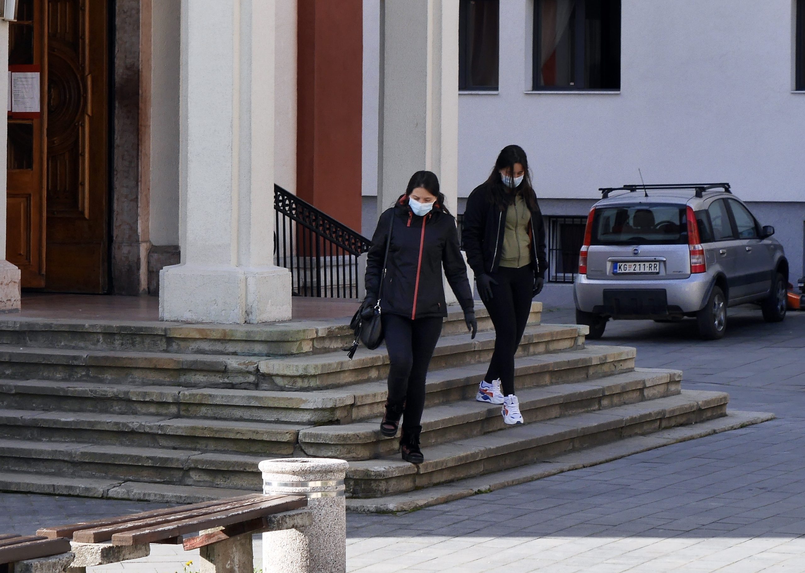 Kragujevac Veliki petak Bogosluženje liturgija vernici