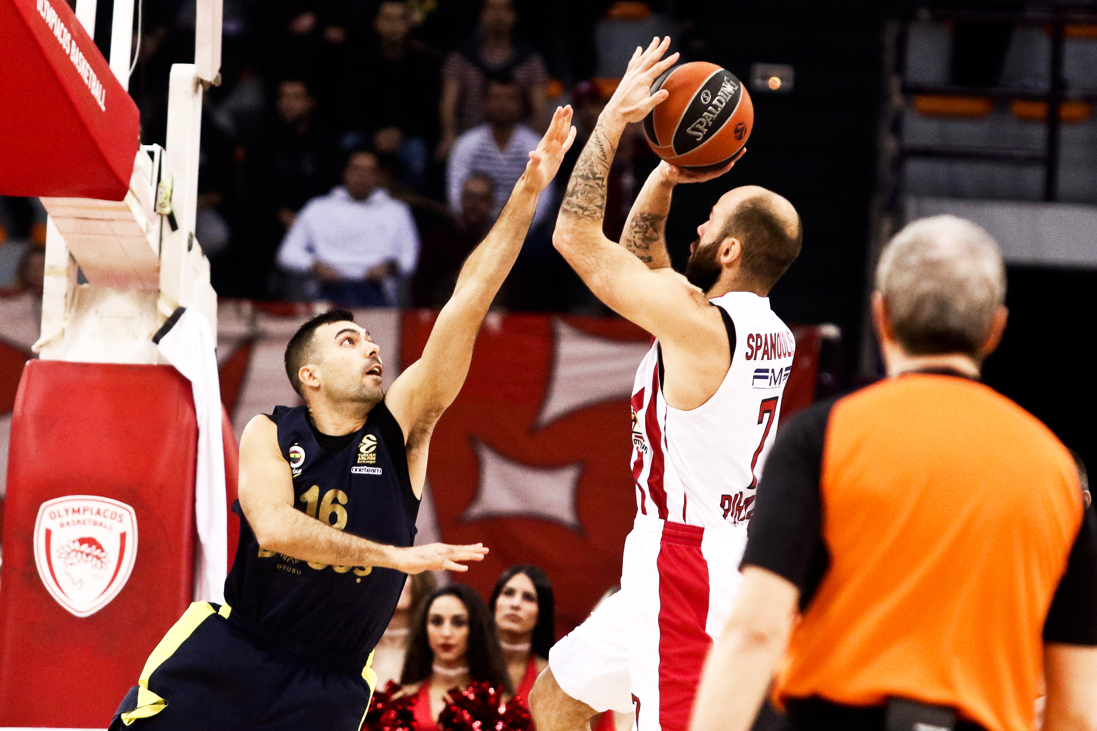 Olympiacos Piraeus vs Fenerbahce Dogus Istanbul