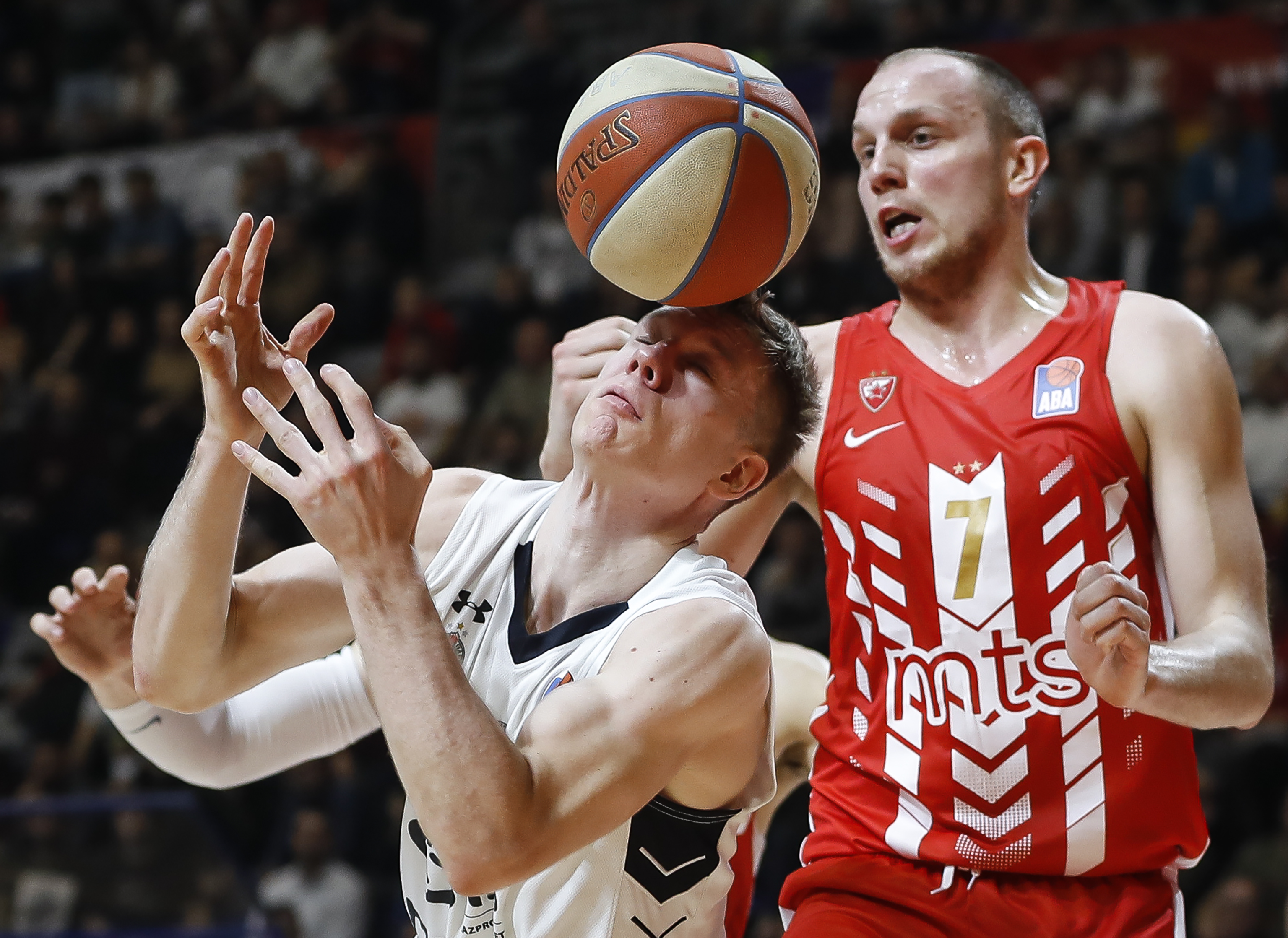 Kosarka Basketball ABA season 2019-2020
Crvena Zvezda v Partizan
Ognjen Jaramaz (L) and Dejan Davidovac
Beograd, 03.01.2020.
foto: Srdjan Stevanovic/Starsportphoto ©
