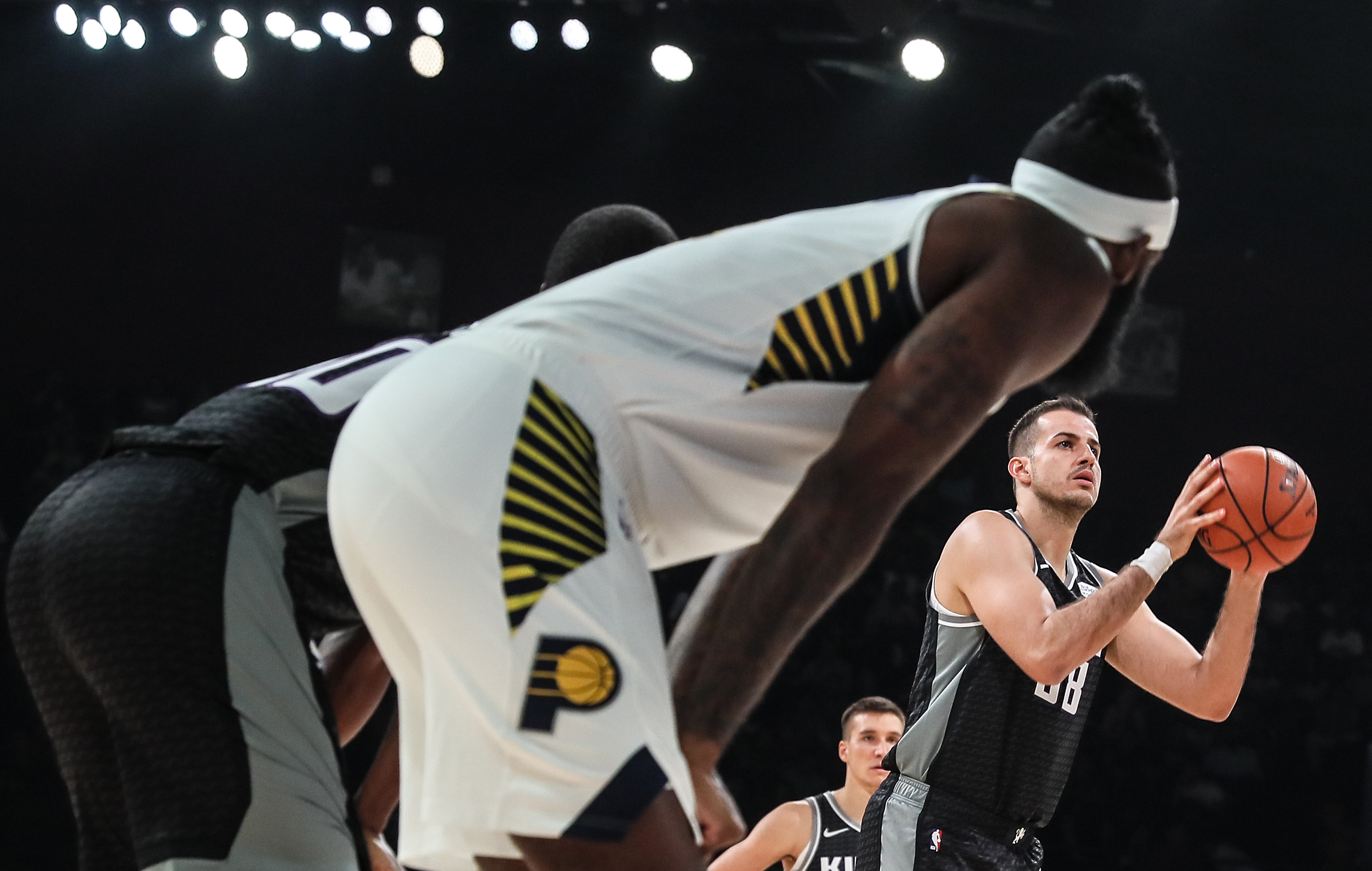 epa07898960 Sacramento Kings player Nemanja Bjelica (R) during the second pre-season NBA basketball game between Indiana Pacers and Sacramento Kings at the NSCI Dome in Mumbai, India, 05 October 2019.  EPA-EFE/DIVYAKANT SOLANKI
