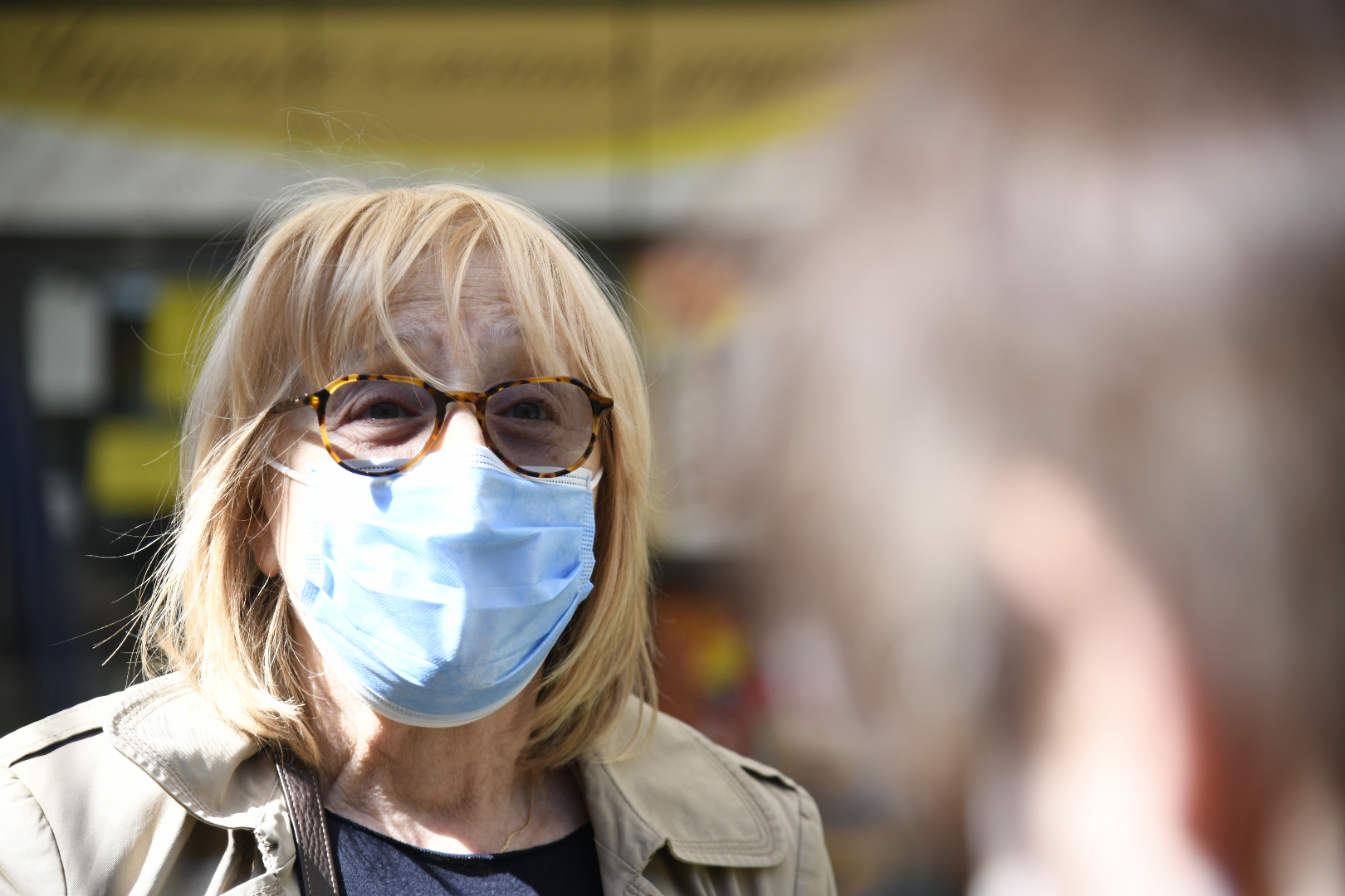 Beograd, 22.04.2020. Pijaca Zeleni venac, anketa, koronavirus Foto: Nemanja Jovanović/ Nova.rs