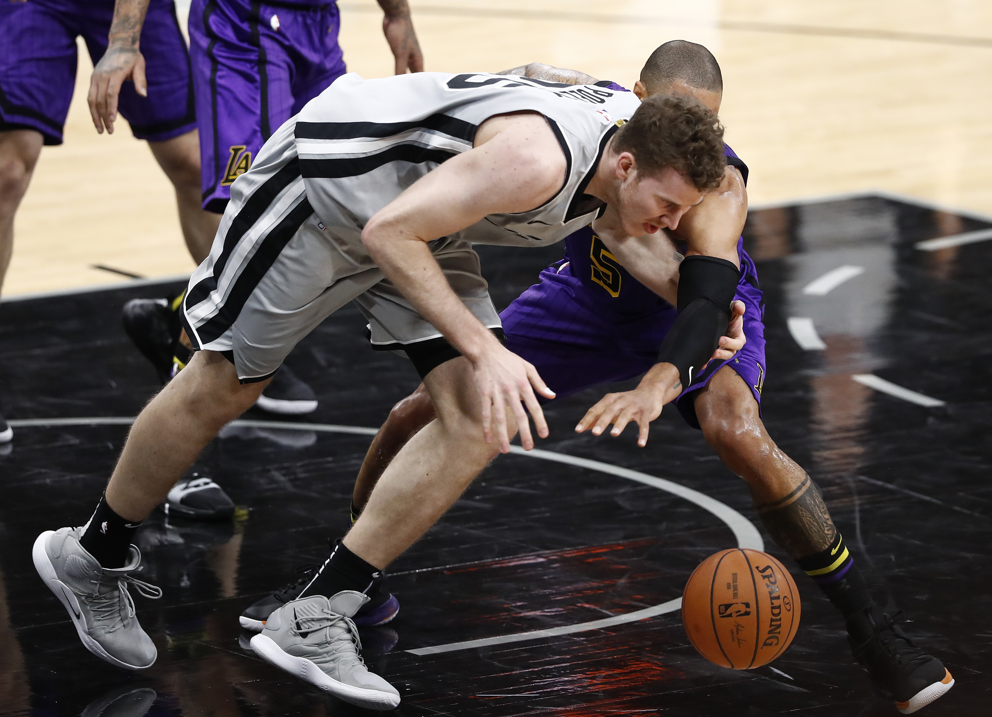 Los Angeles Lakers at San Antonio Spurs