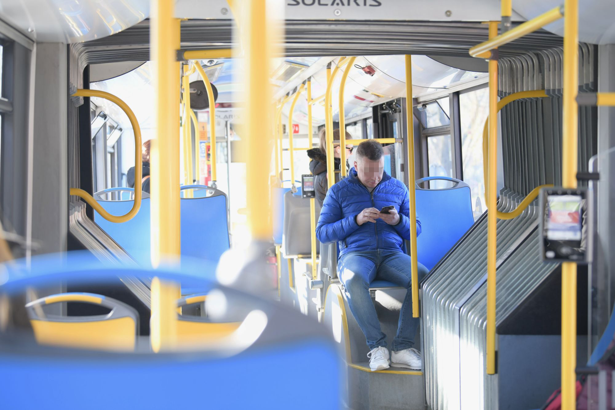Beograd 17.03.2020. Saobraćaj u Beogradu za vreme koronavirusa i vanrednog stanja gradski prevoz gradski autobus Foto:Goran Srdanov/Nova.rs