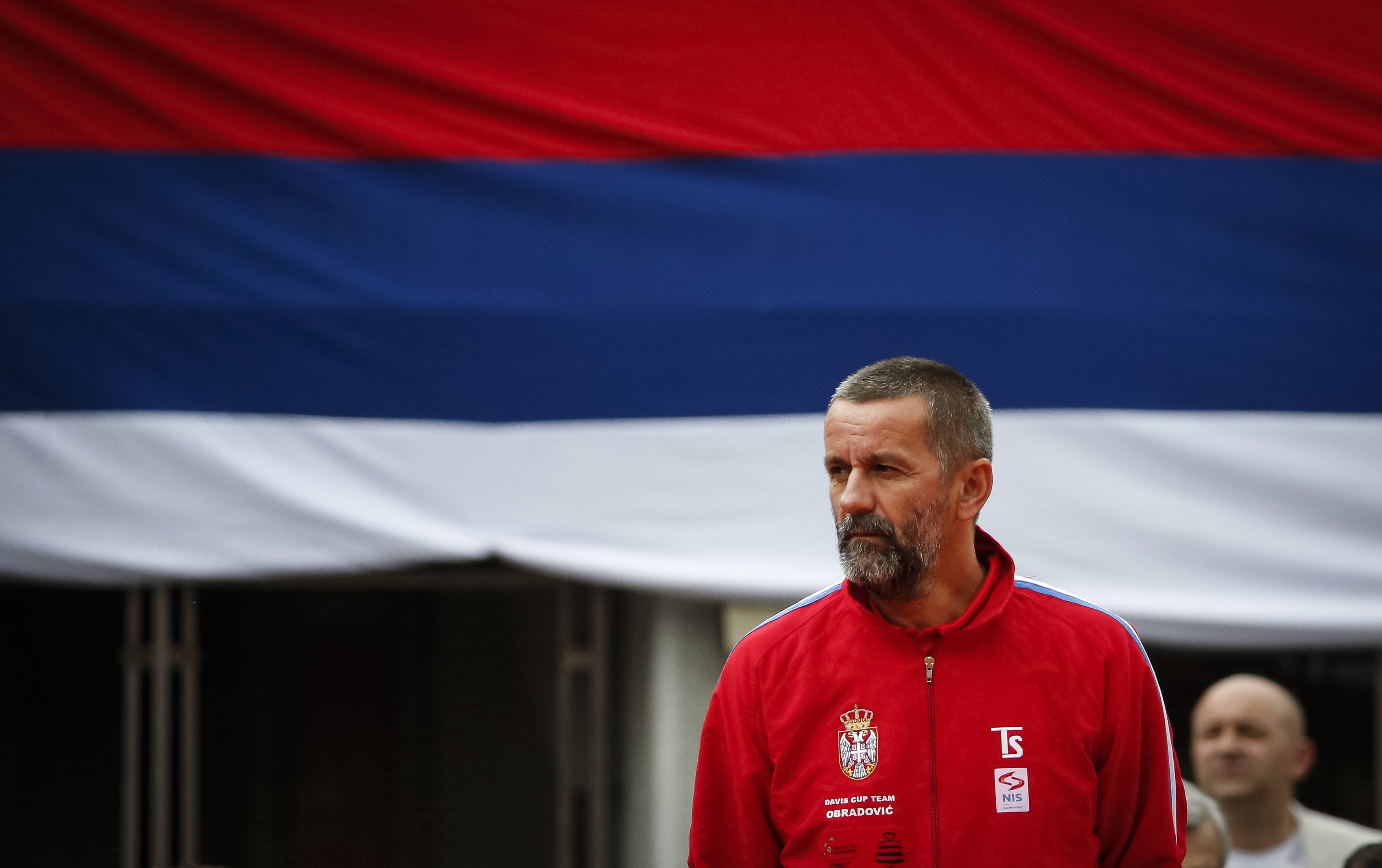 Davis Cup 2016 Quarter Final
Srbija v Velika Britanija
Janko Tipsarevic SRB v Kyle Edmund GBR
Team captain Bogdan Obradovic
Beograd, 15.07.2016.
Foto: Srdjan Stevanovic/Starsportphoto.com©