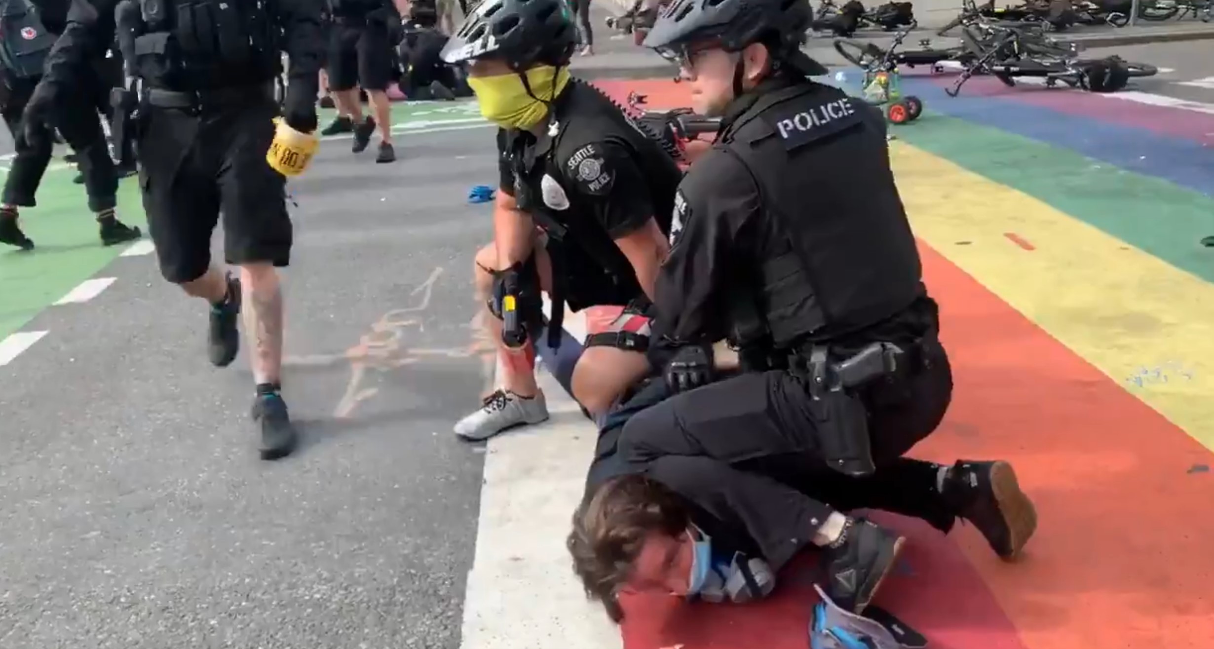 Sijetl, policija, Foto: Printscreen/Twitter/eli