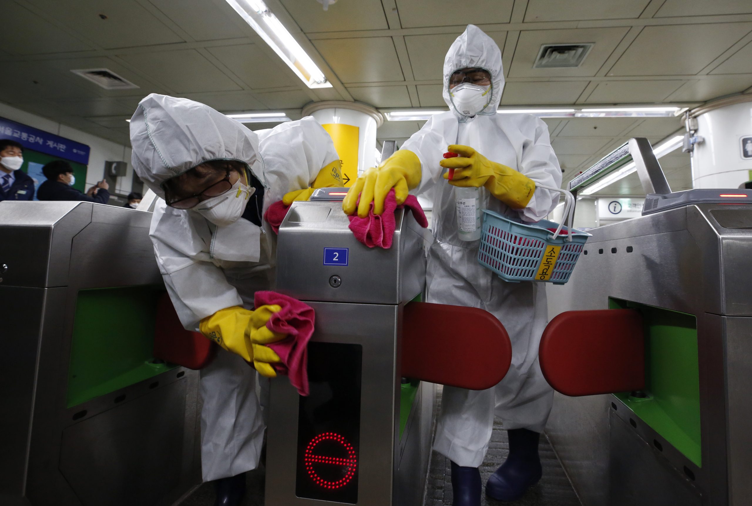 Seul 28.02.2020. Koronavirus, coronavirus, dezinfekcija, covid-19 Foto: EPA-EFE/JEON HEON-KYUN