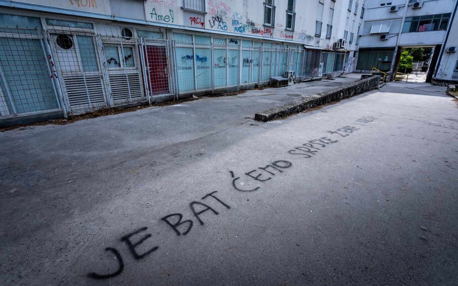 Jeziva poruka o silovanju srpskih žena i djece pojavila se u Splitu