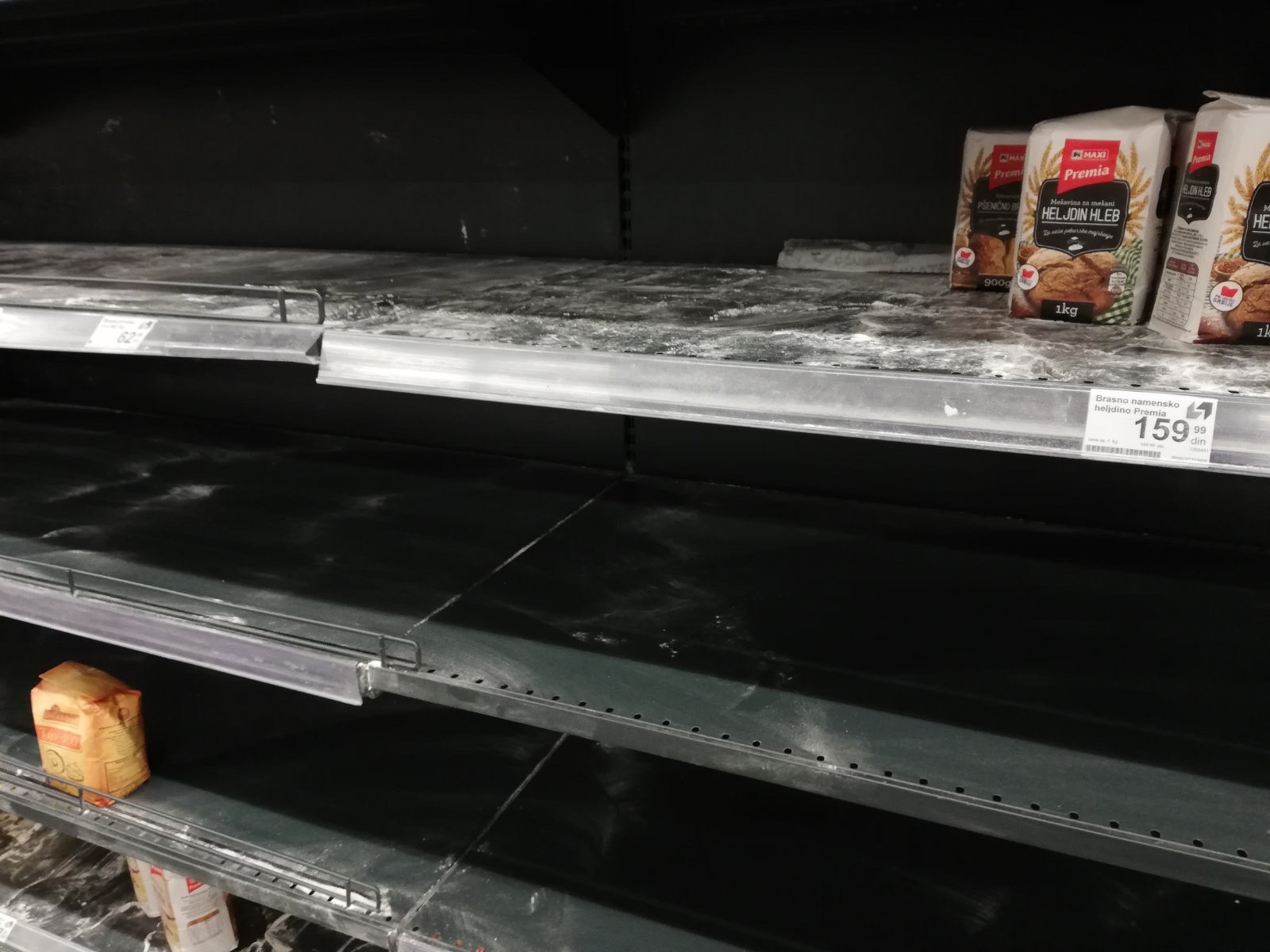 Prazne prodavnice, kupovina koronavirus