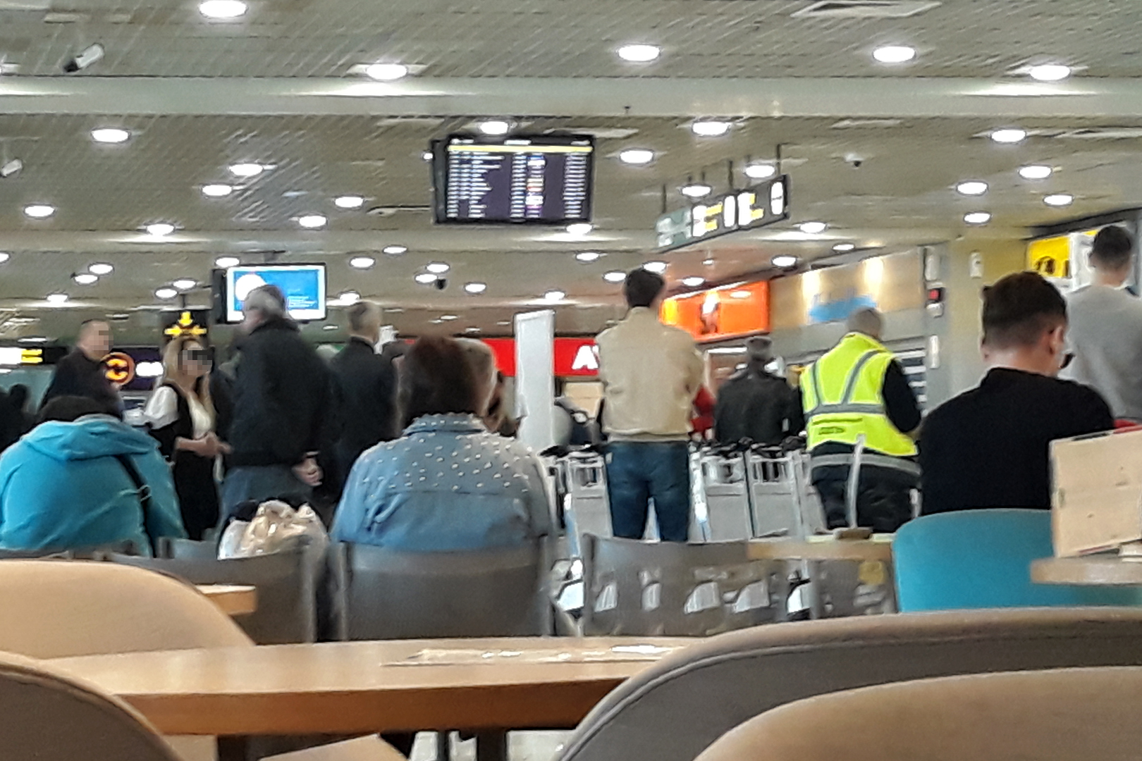 Aerodrom, korona, Foto: Nova.rs, NE POTPISIVATI, SLIKAO NOVINAR MARKO RADONJIC