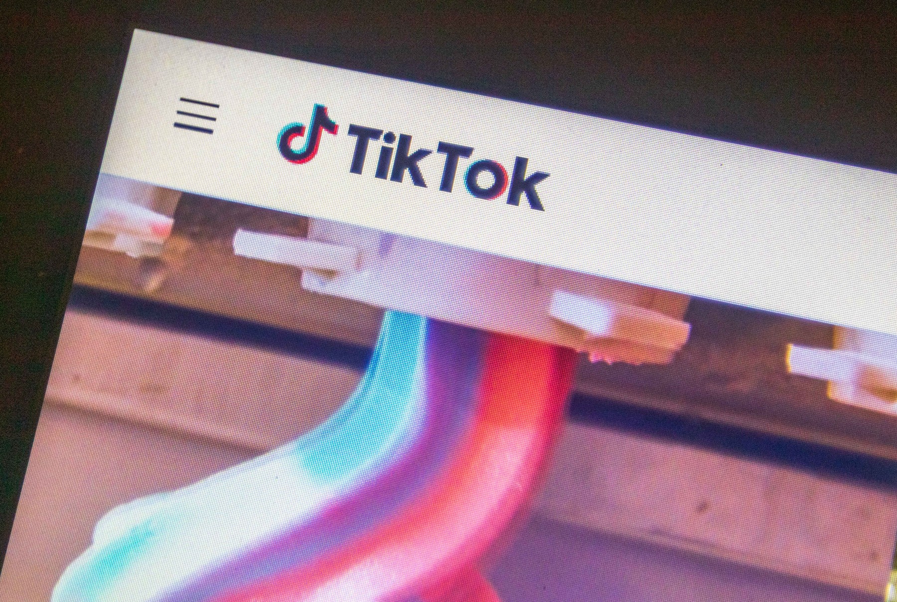 CA: Tik Tok Ban Consideration