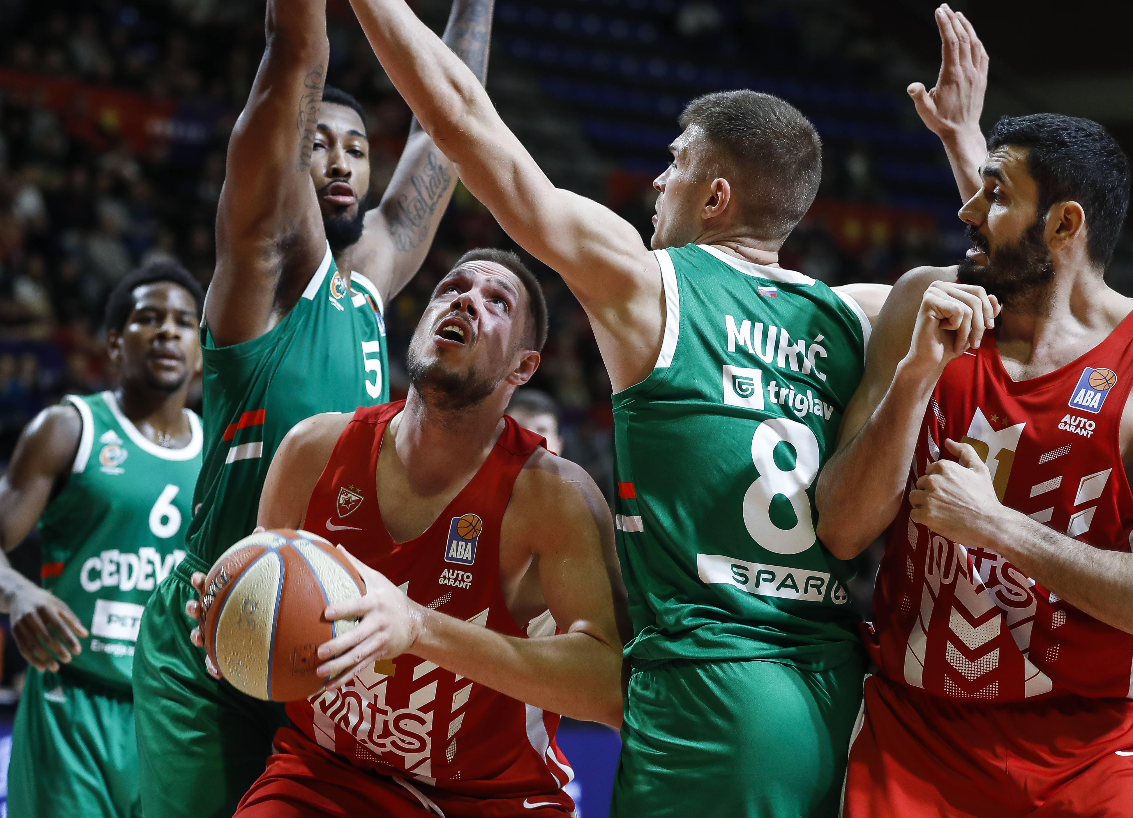 Kosarka Basketball ABA season 2019-2020
Crvena Zvezda v Cedevita Olimpja
Vladimir Stimac (C) Mikael Hopkins (L) and Edo Muric (R)
Beograd, 01.03.2020.
foto: Srdjan Stevanovic/Starsportphoto ©