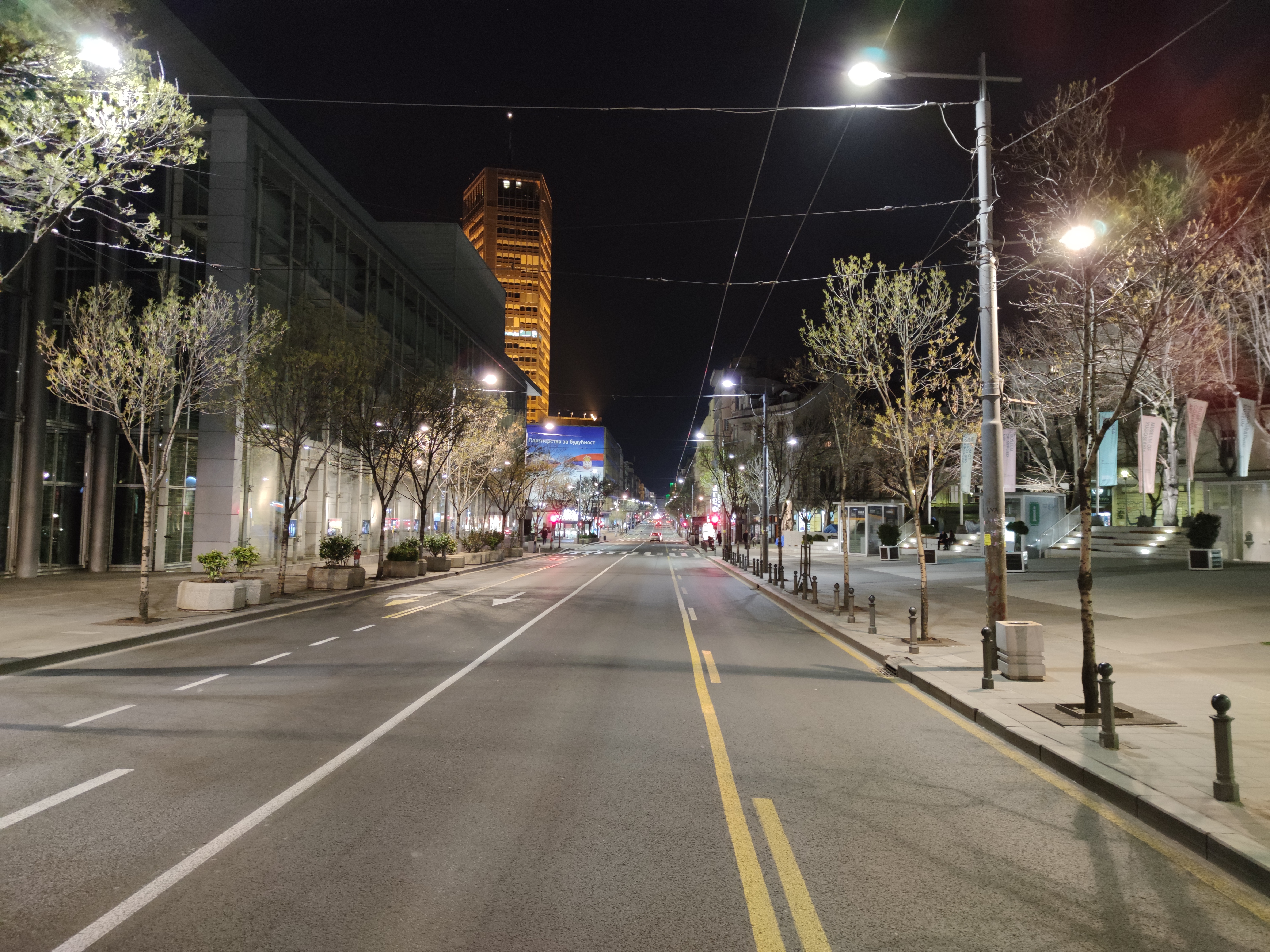Beograd 17.03.2020. Prazan grad, ulice, vanredno stanje, zabrana izlaska za penzionere, proglašenje, koronavirus, veče, noć Foto: Vladislav Mitić/Nova.rs