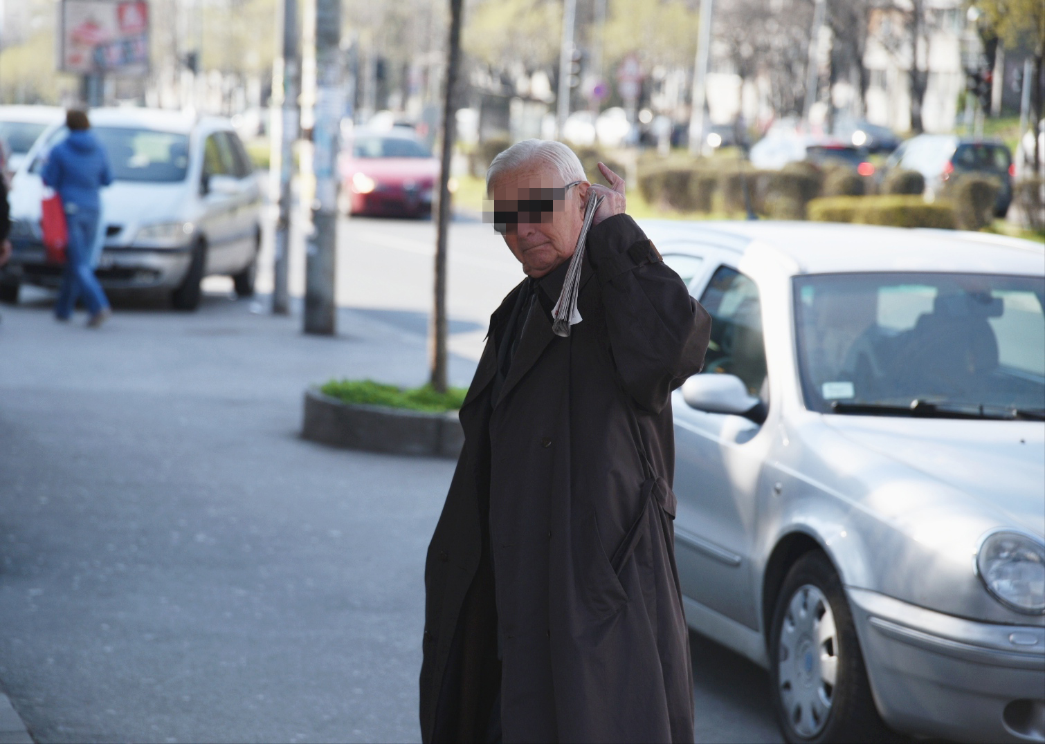 Beograd 19.03.2020. Konjarnik, penzioneri, zabrana izlaska starijima od 65 godina, penzioner, vanredno stanje, policijska zabrana, koronavirus Foto: Dragan Mujan/Nova.rs