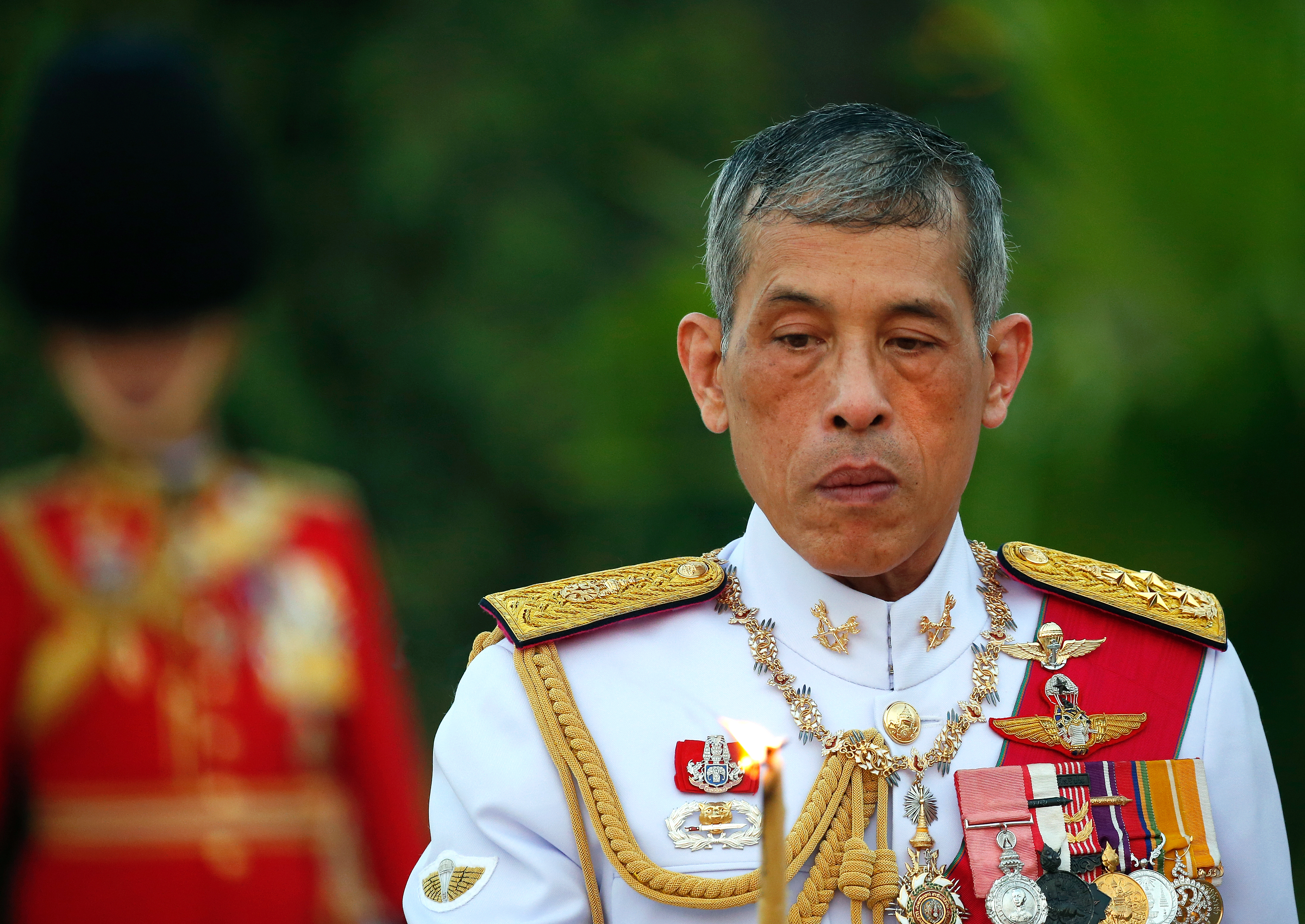 Thai King commemorate Constitution Day