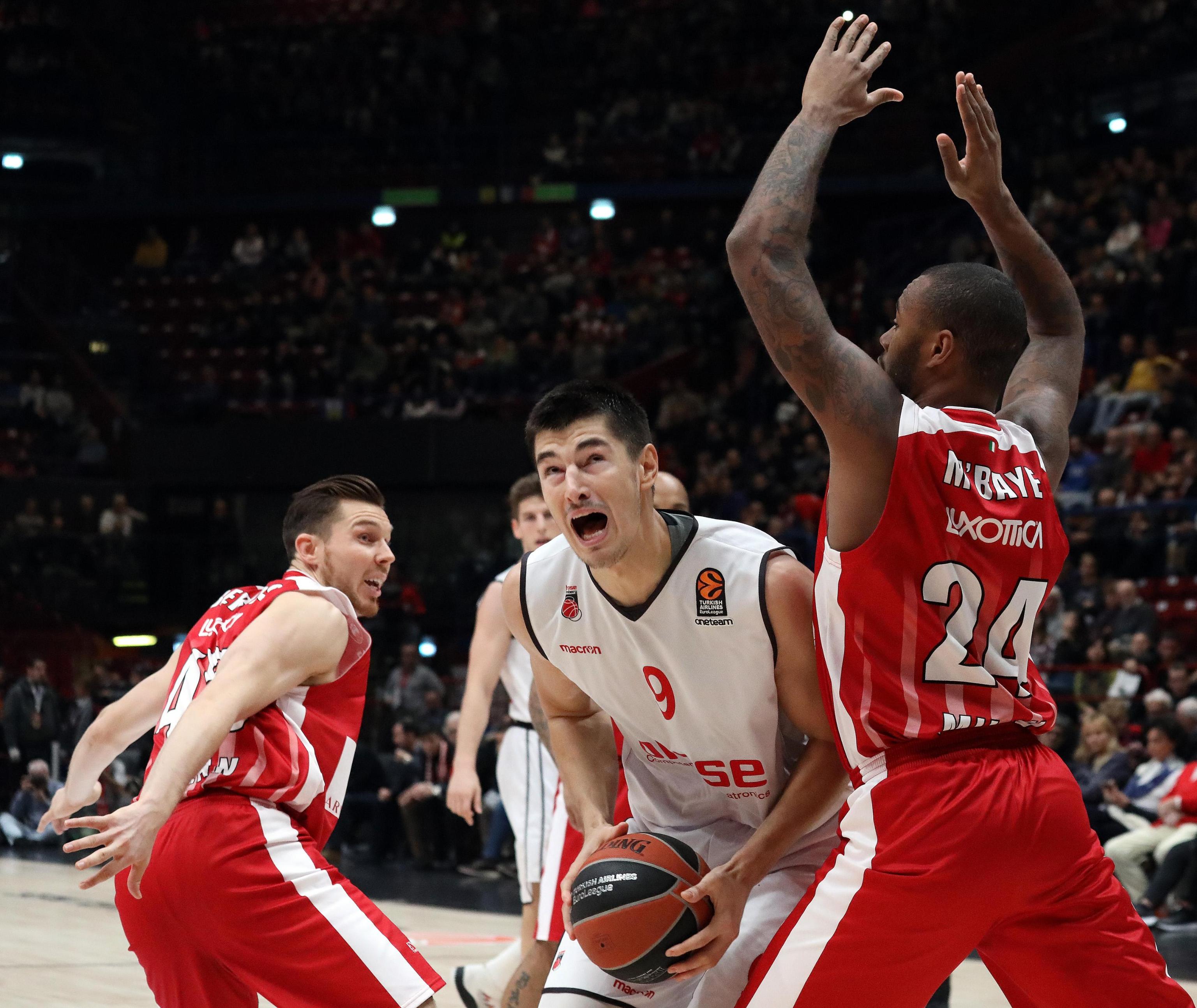 Armani Exchange Milano vs Brose Bamberg